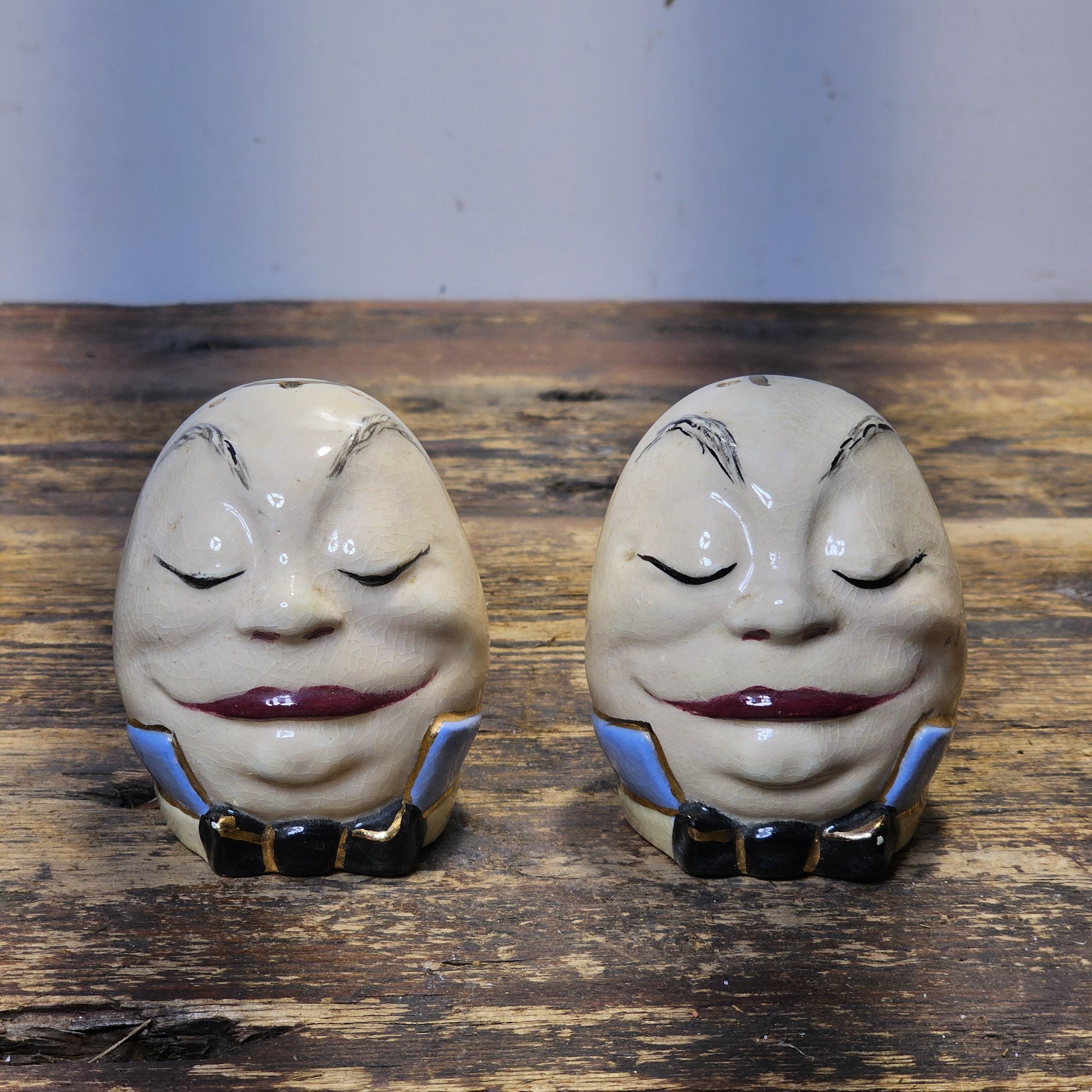 Vintage Salt Pepper Shaker Egg Humpty Dumpty Style Signed By Artist