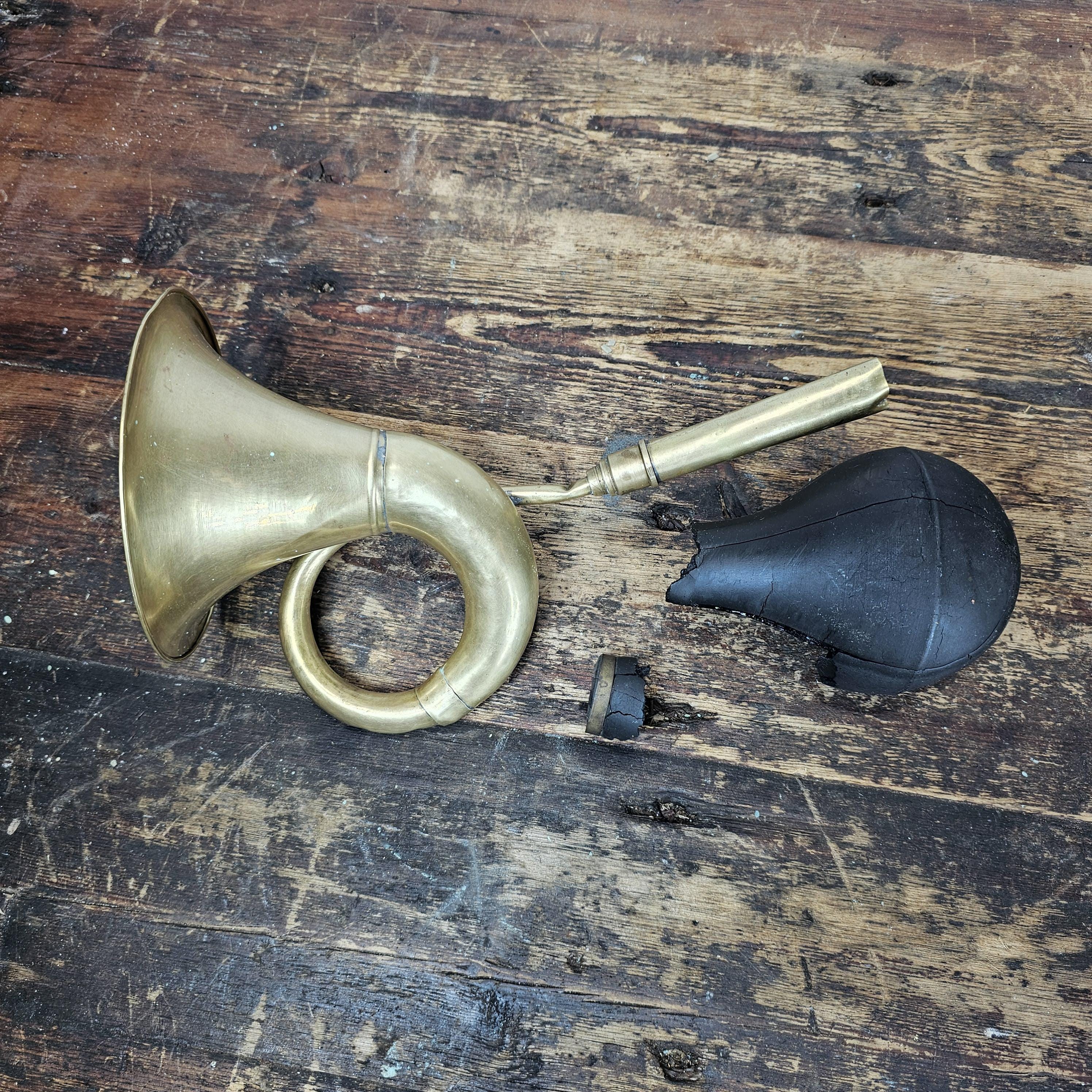 Antique Brass Car Horn Wall Decor