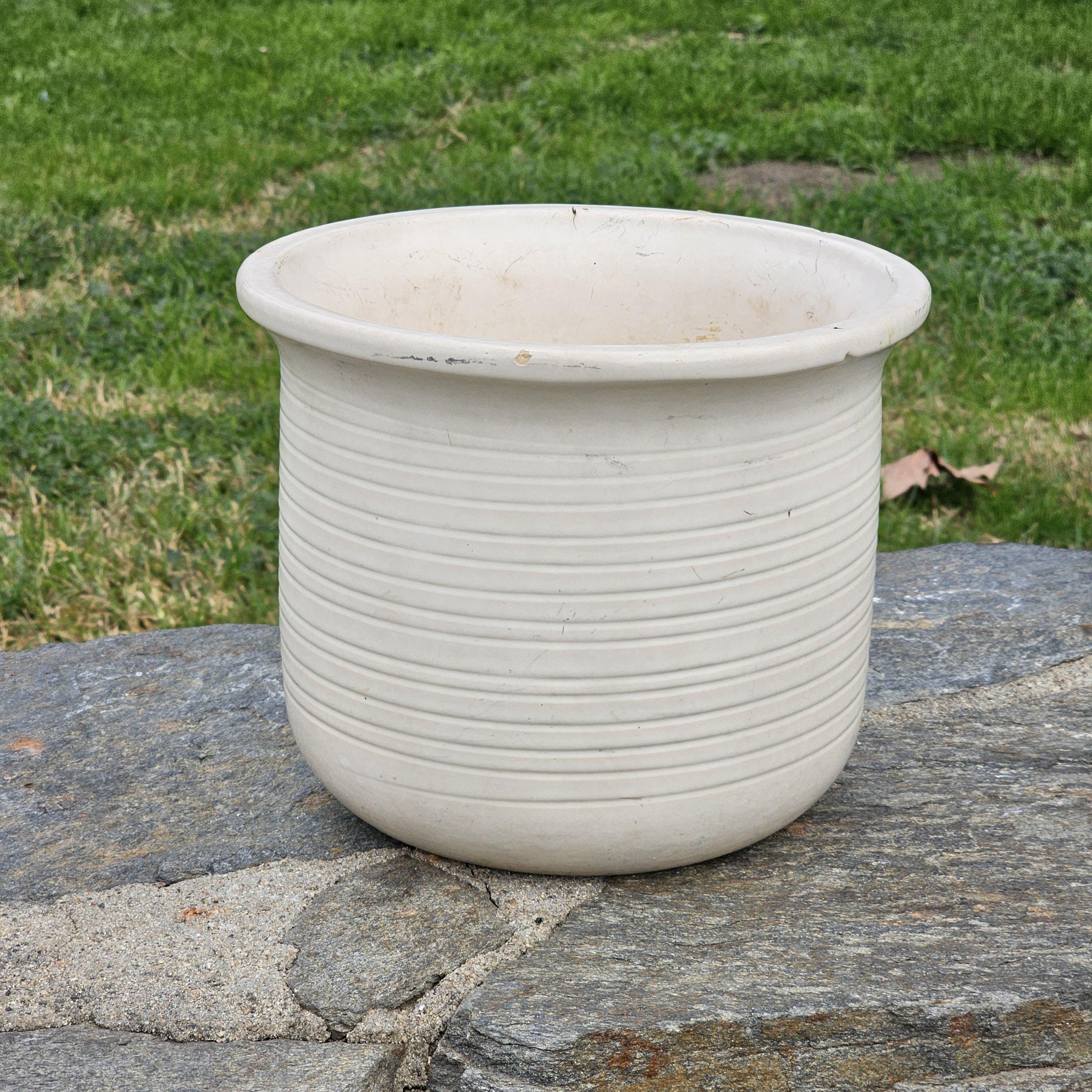 Gainey Ceramics U-10 White Planter Pot La Verne Calif USA MCM 10" Dia x 8" H