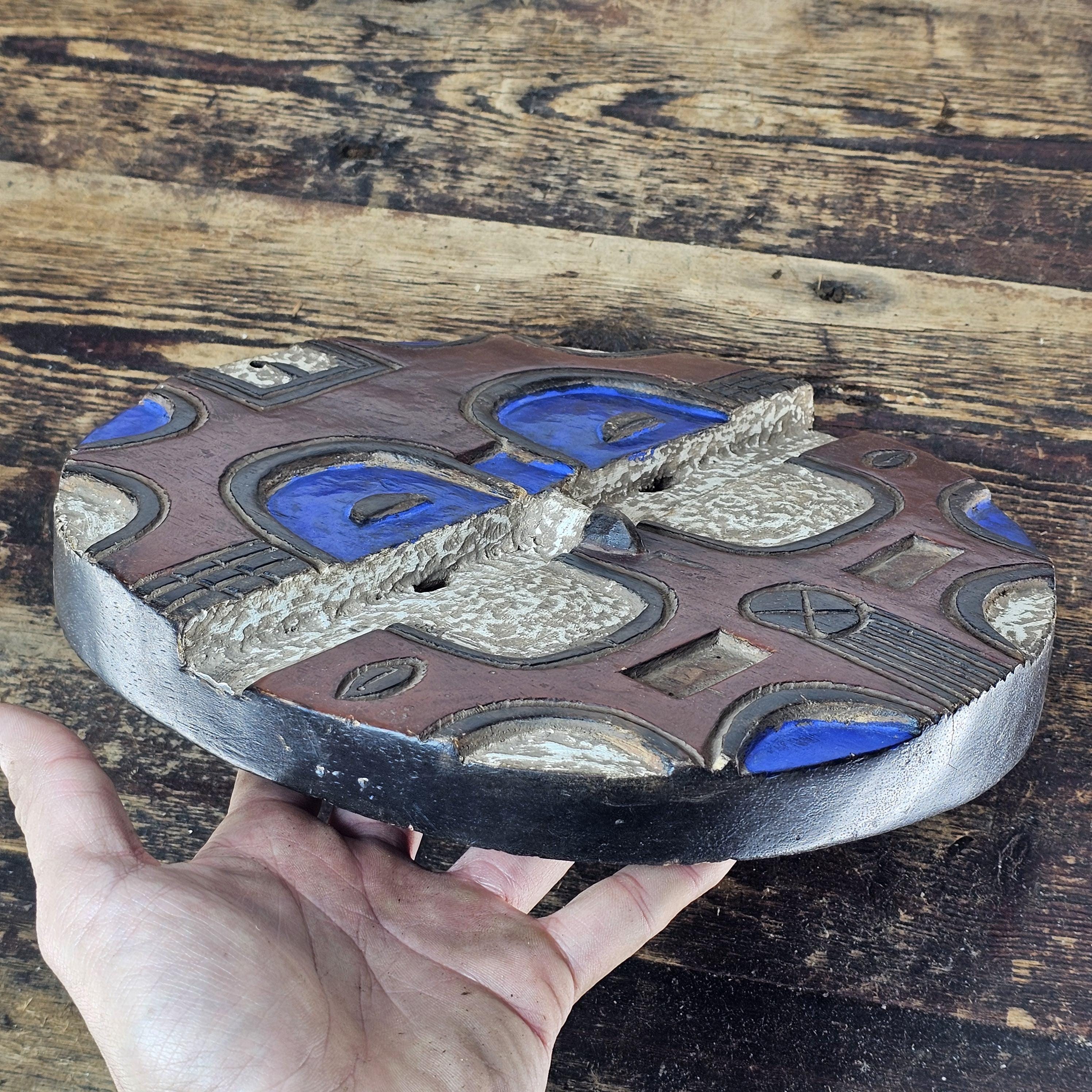 African Teke Face Mask From the Congo Republics And Gabon Kidumu 11" Diam x 2"D