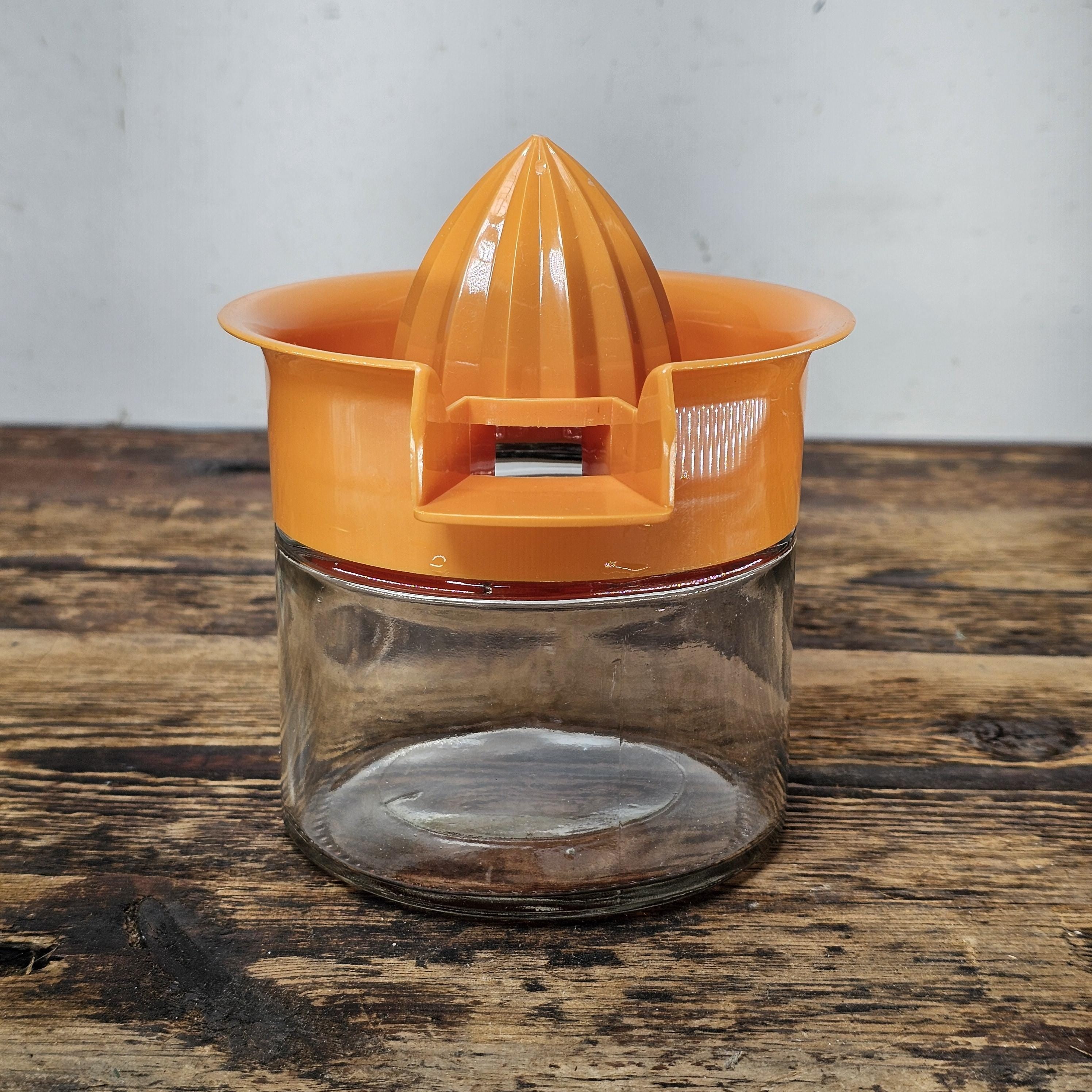 Vintage Gemco Citrus Reamer Hand Juicer with Orange Plastic Top Glass Bottom