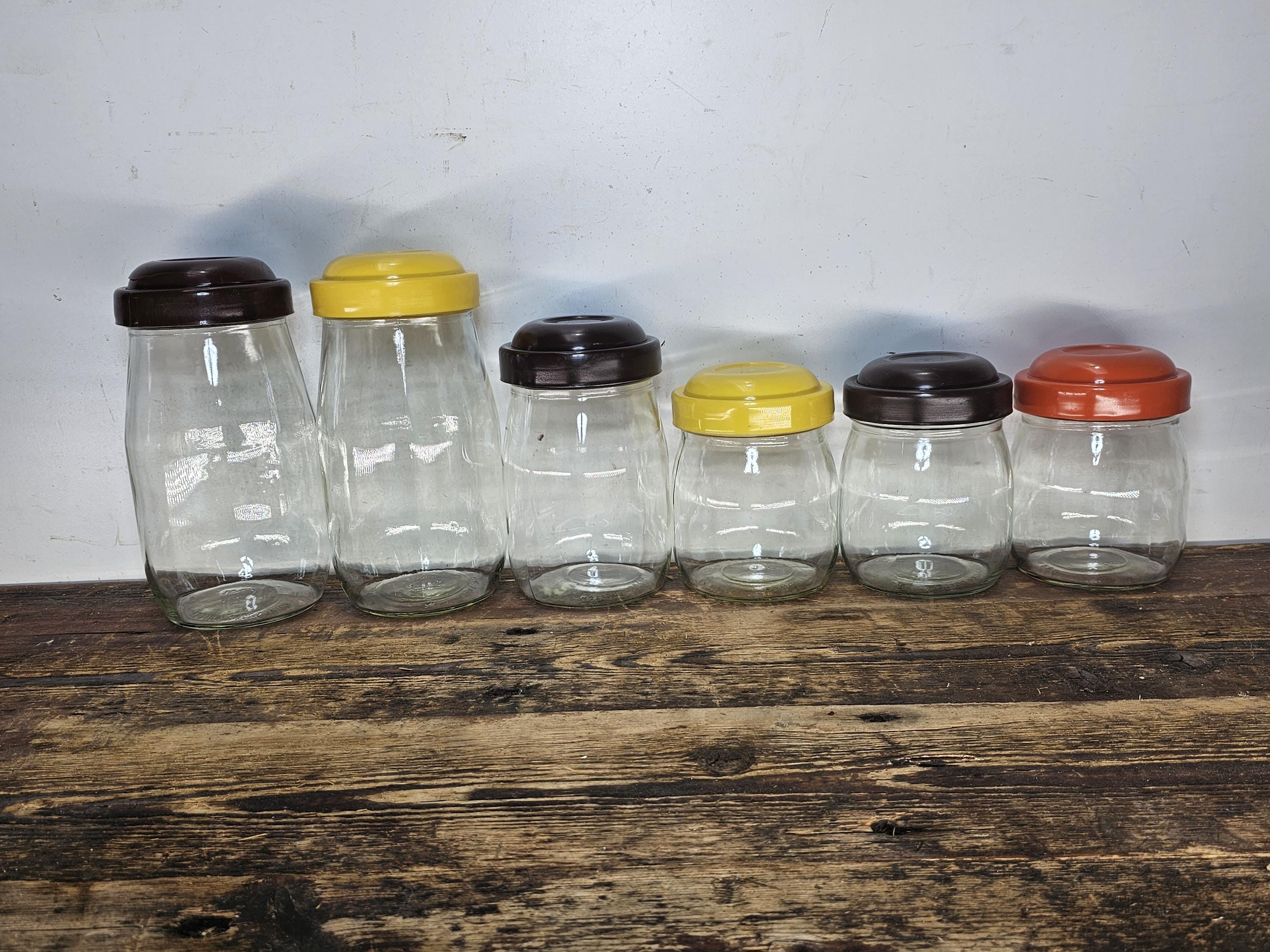 Set of 6 Vintage Carlton Glass & Action Industries Glass Jars With Lids