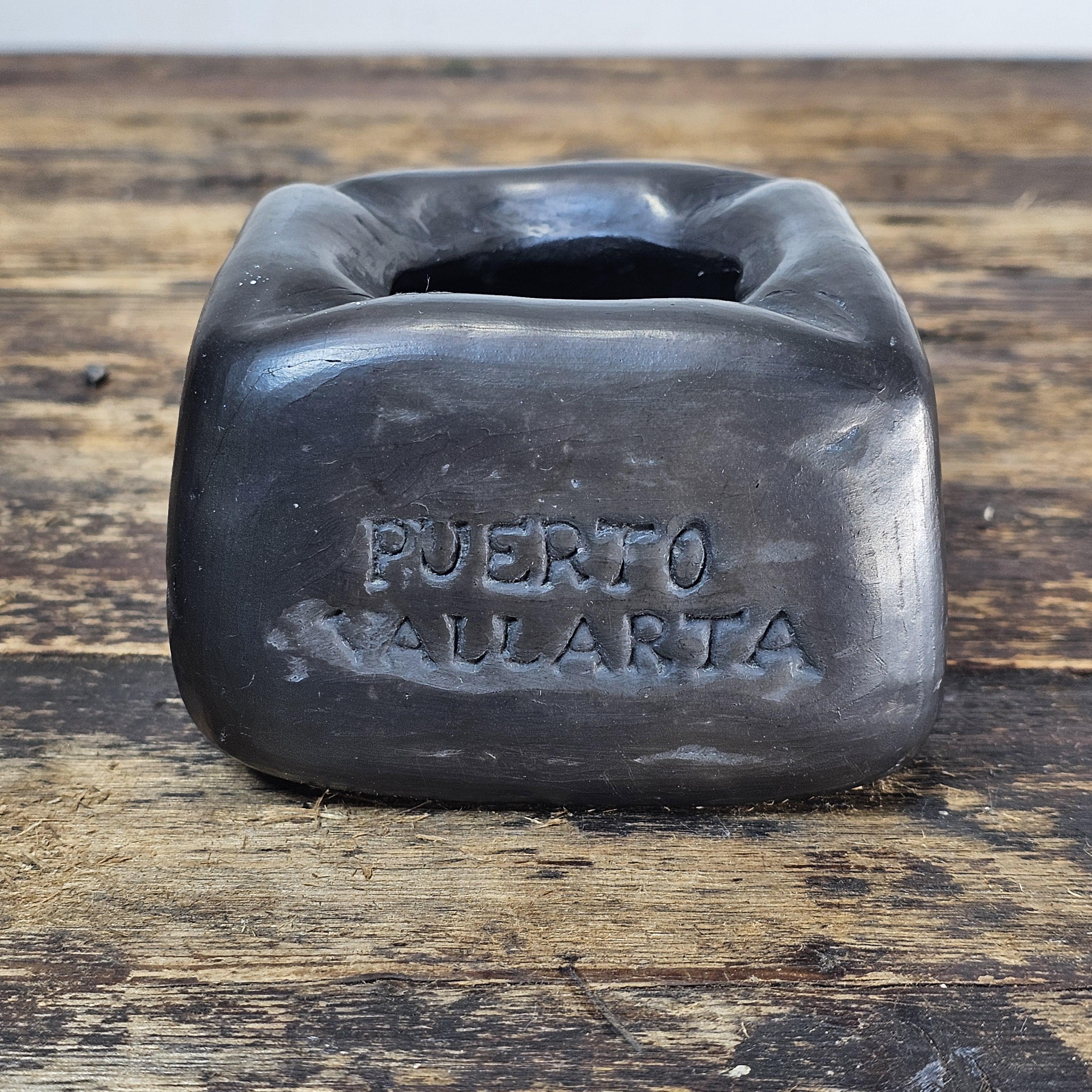 Vintage Oaxaca Black Clay Ashtray Hotel Camino Real In Puerto Vallarta