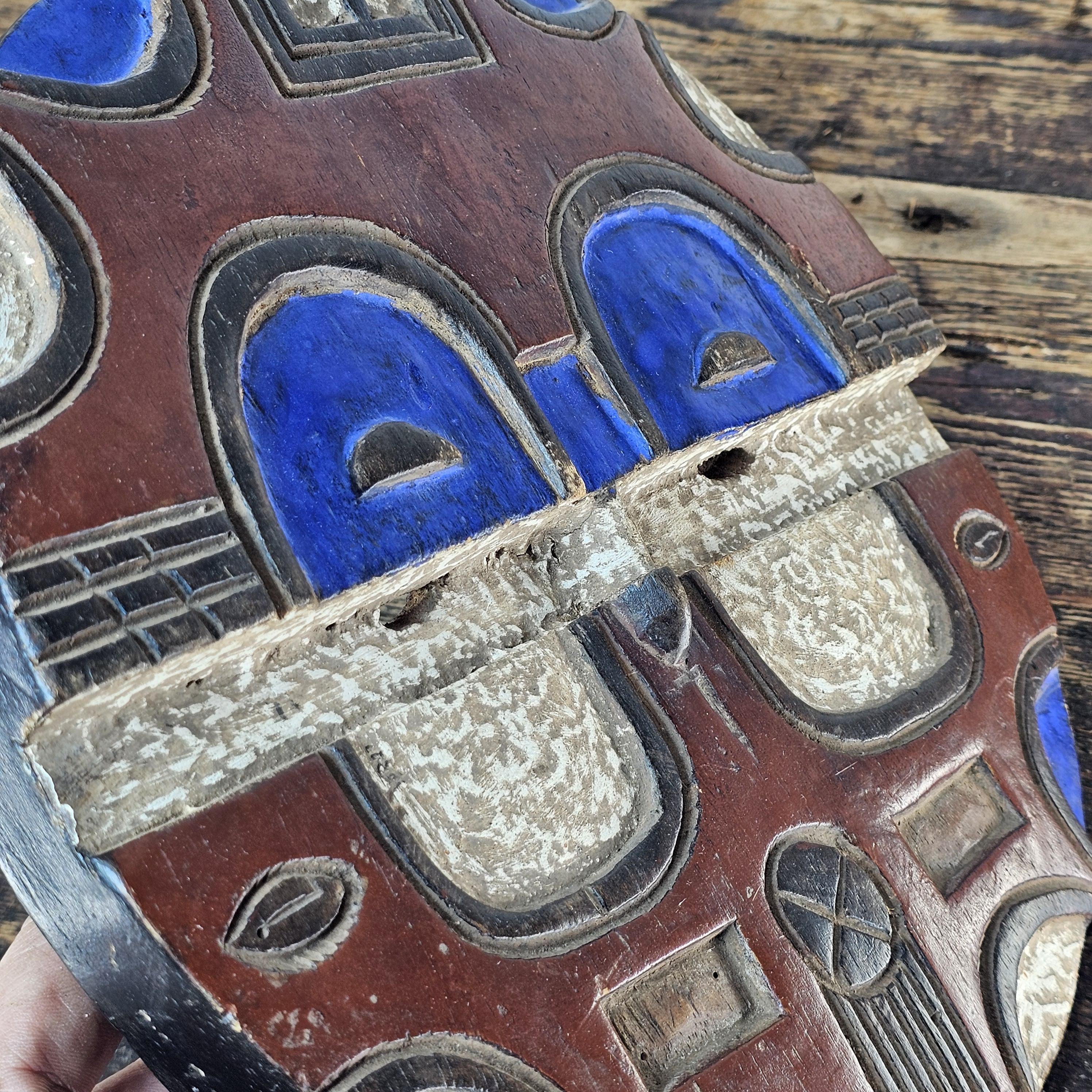 African Teke Face Mask From the Congo Republics And Gabon Kidumu 11" Diam x 2"D