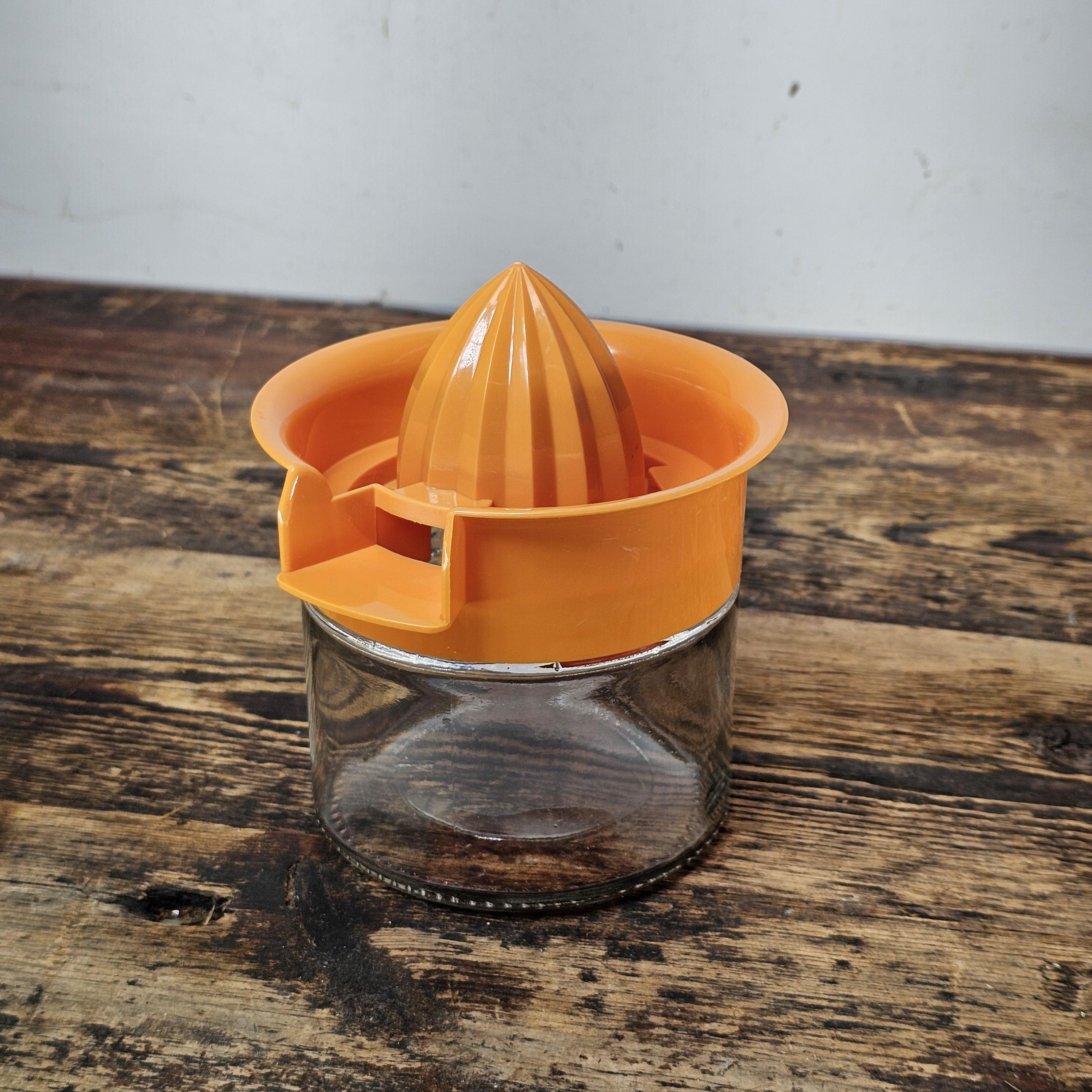 Vintage Gemco Citrus Reamer Hand Juicer with Orange Plastic Top Glass Bottom