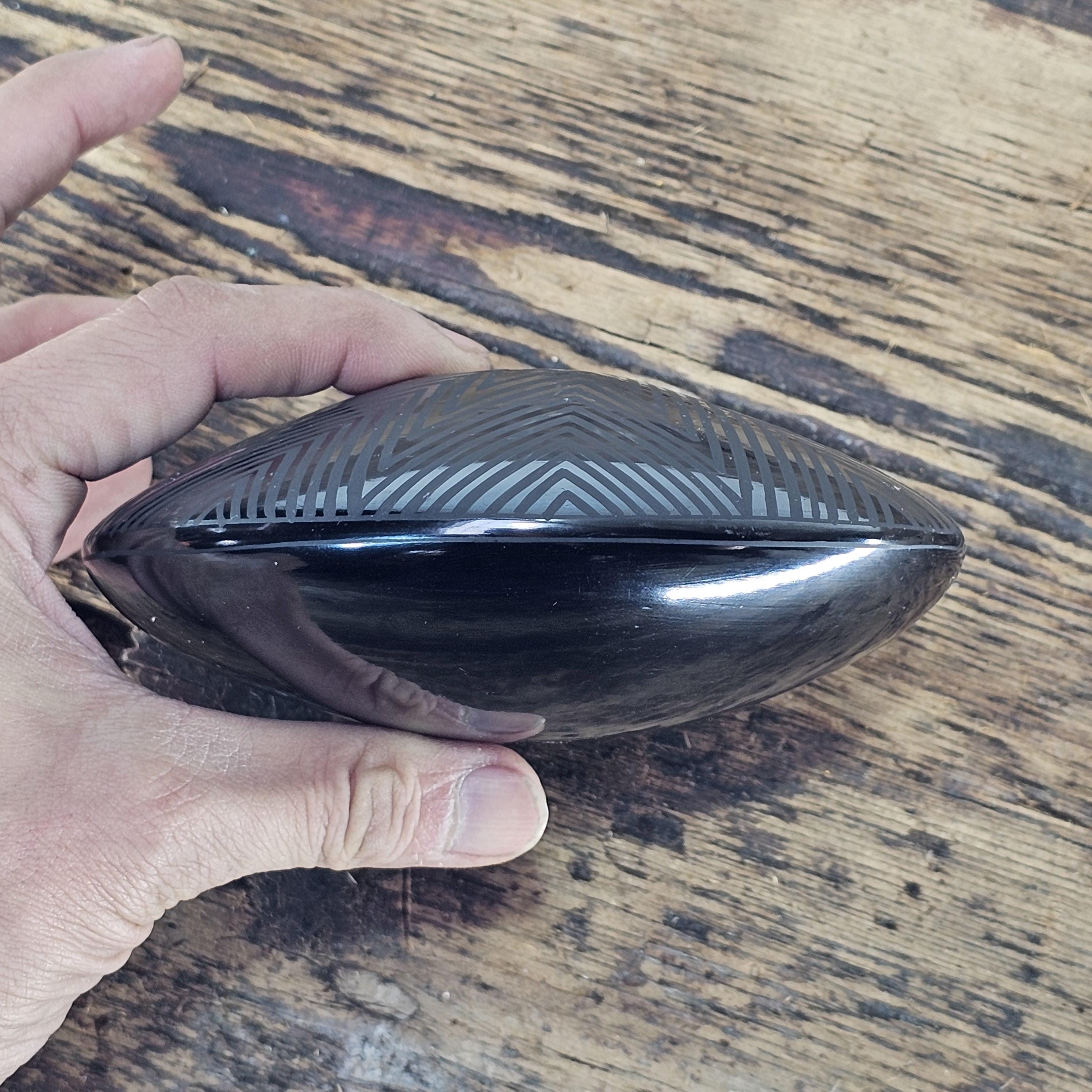 Mata Ortiz Geometric Black Pottery by Octavio Andrew 5"Diam x 2"H