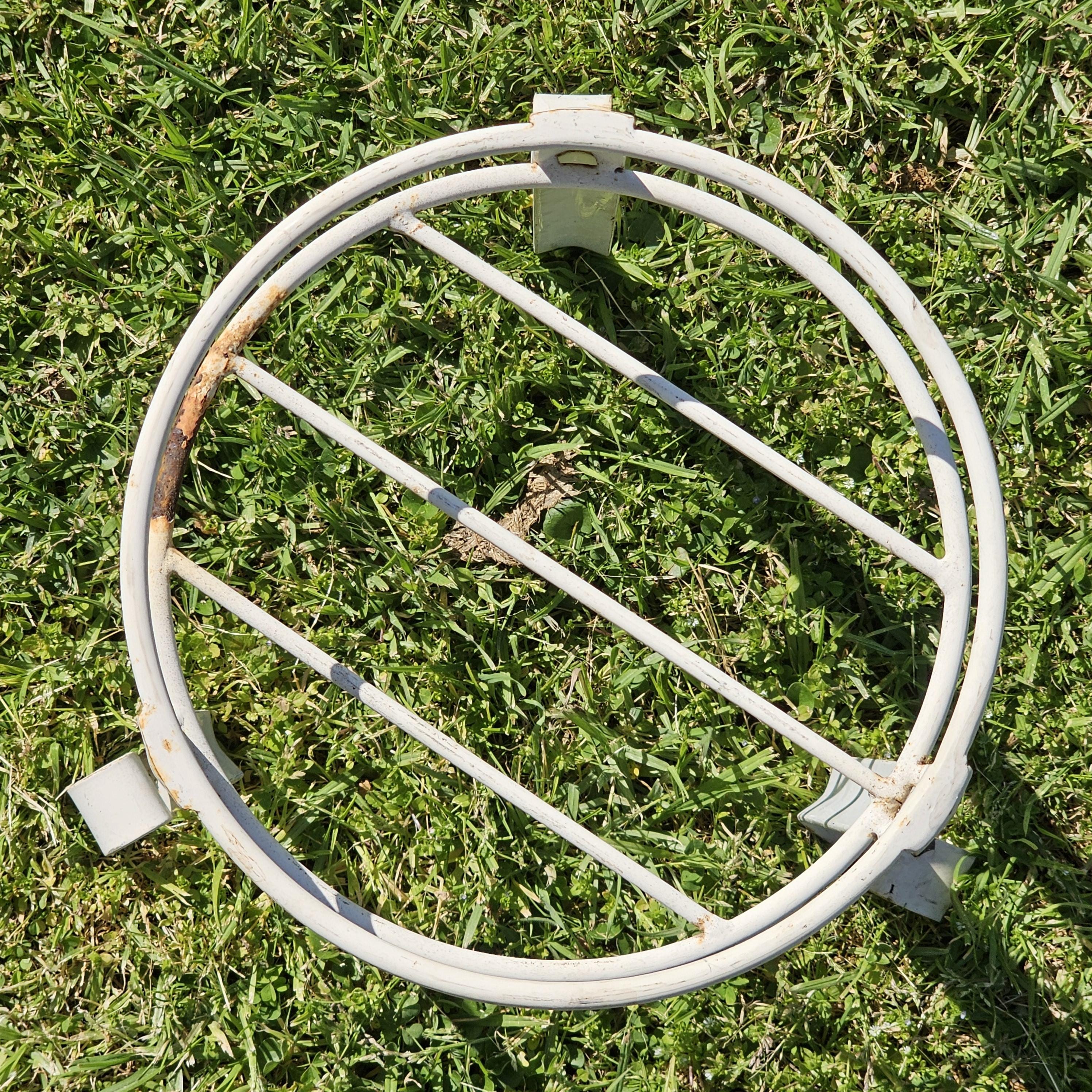 Vintage White Metal Scroll-Foot Plant Stand 15"H