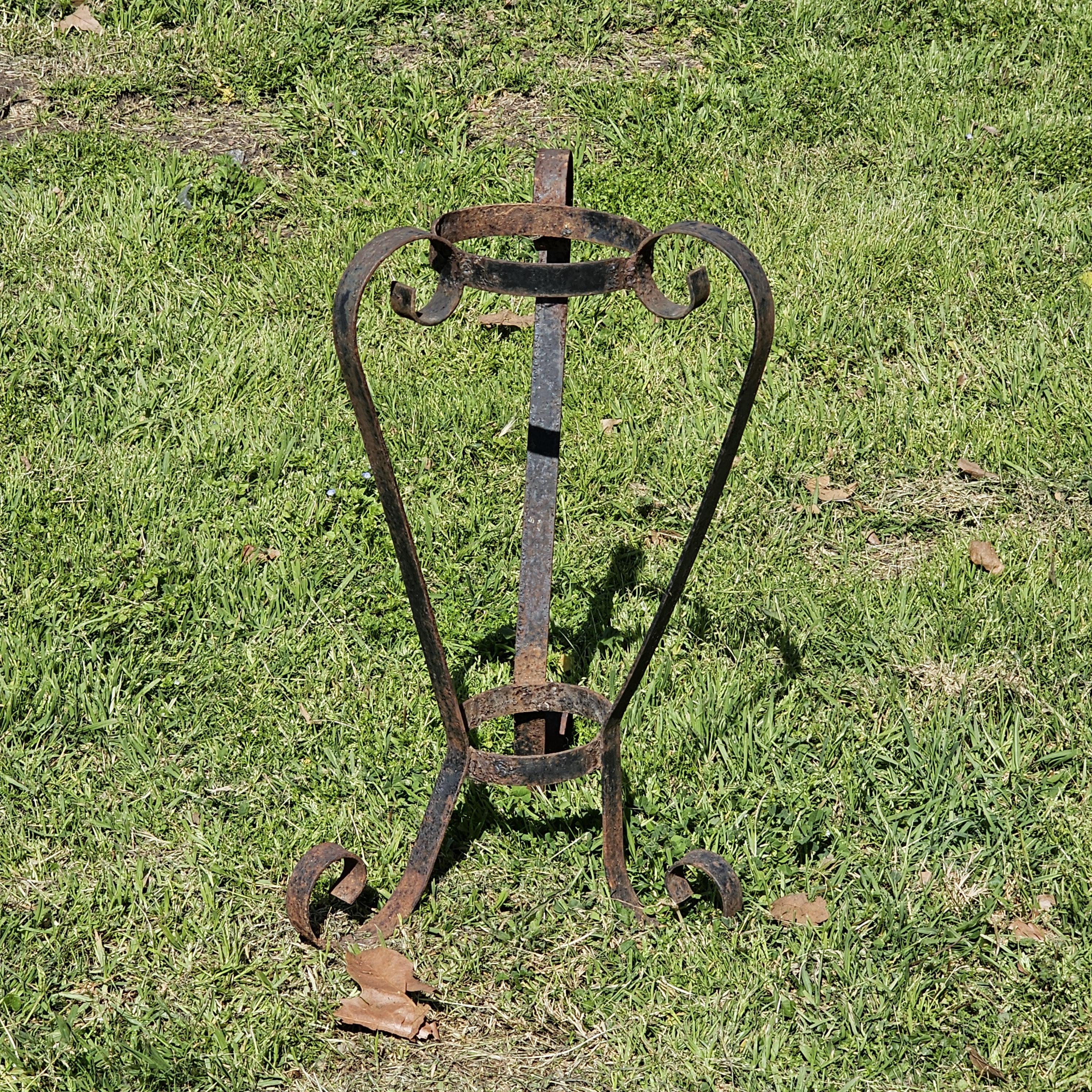 Rusty Scrolled Metal Plant Stand 23"H
