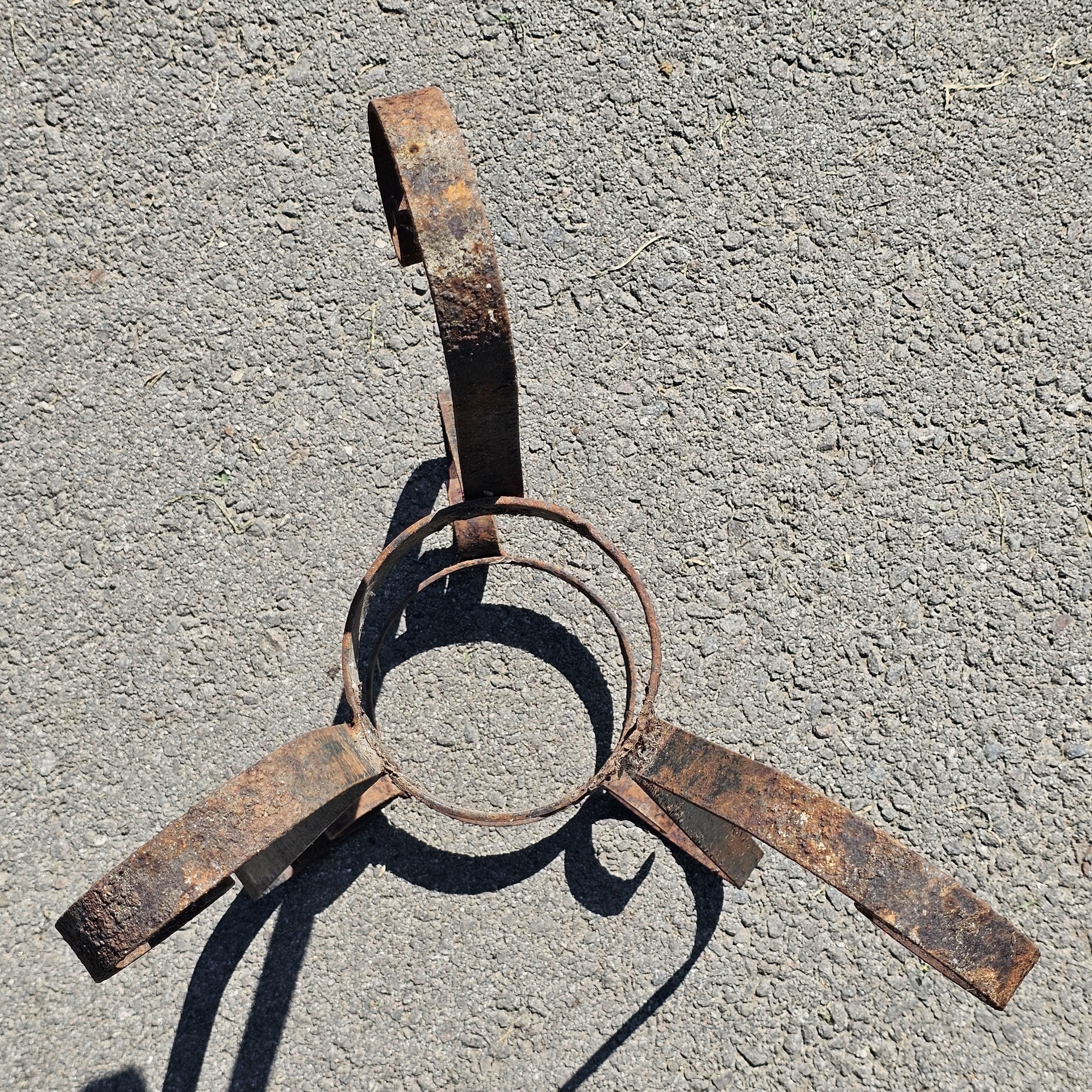 Rusty Scrolled Metal Plant Stand 23"H