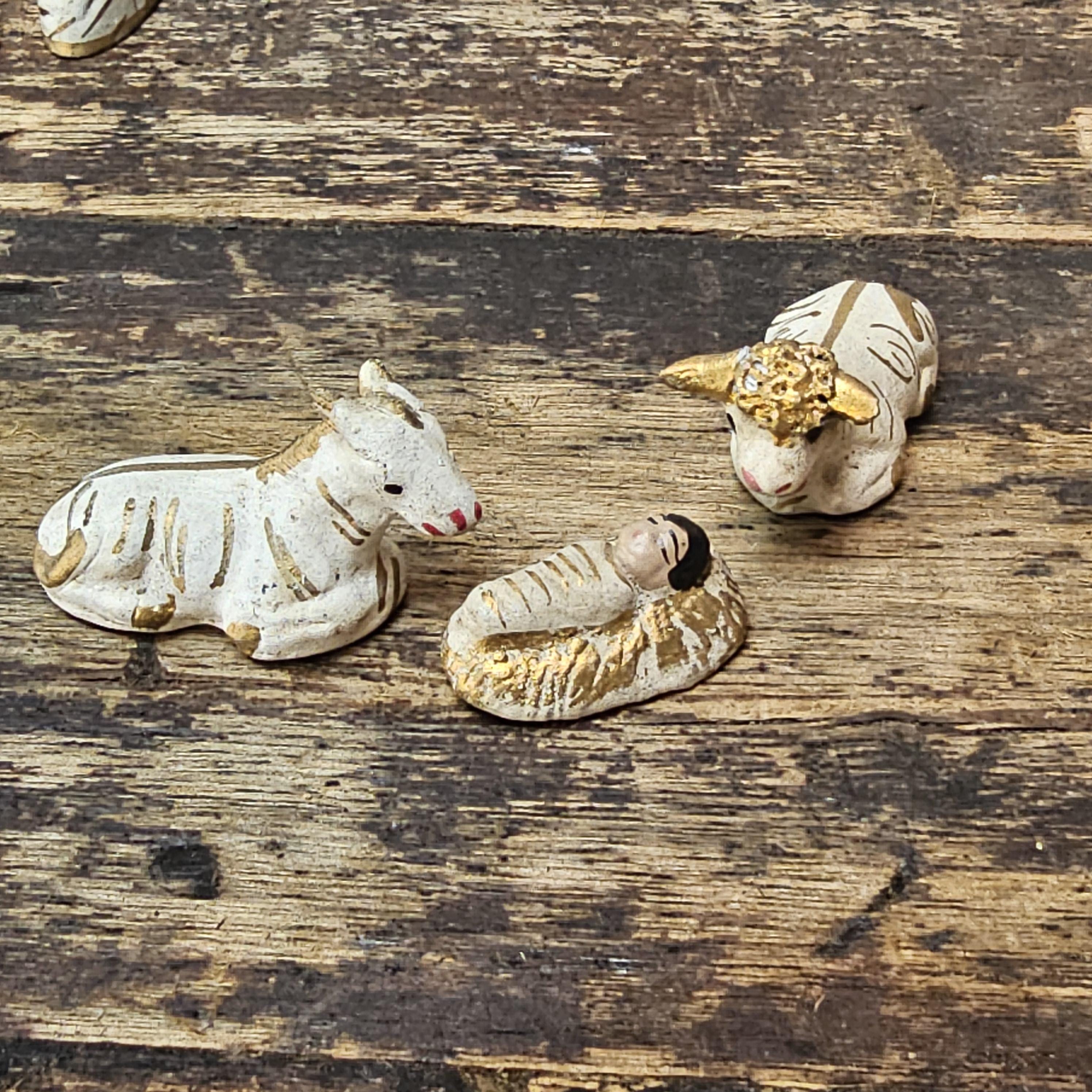 Tonalá Style Mexican Folk Art Nativity Set with Glass House