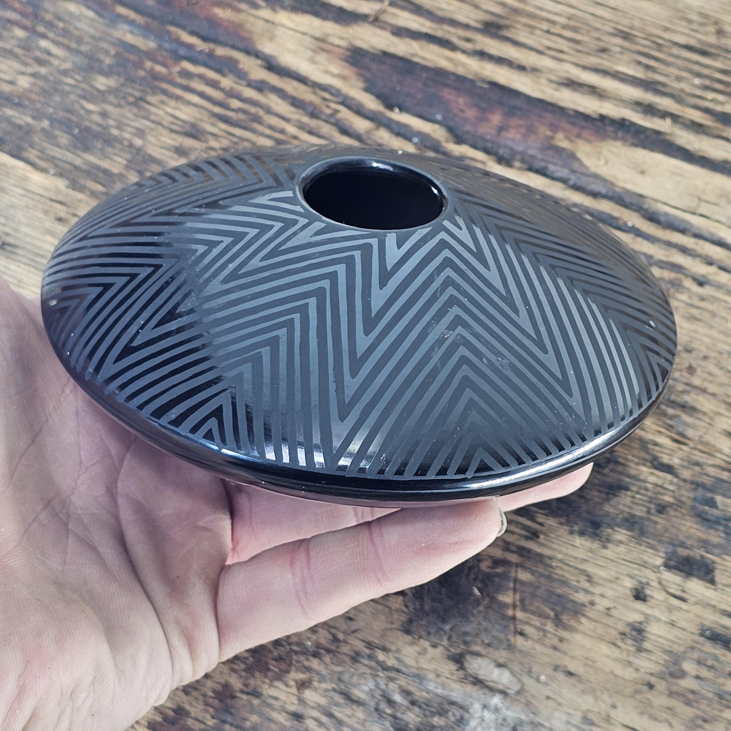 Mata Ortiz Geometric Black Pottery by Octavio Andrew 5"Diam x 2"H