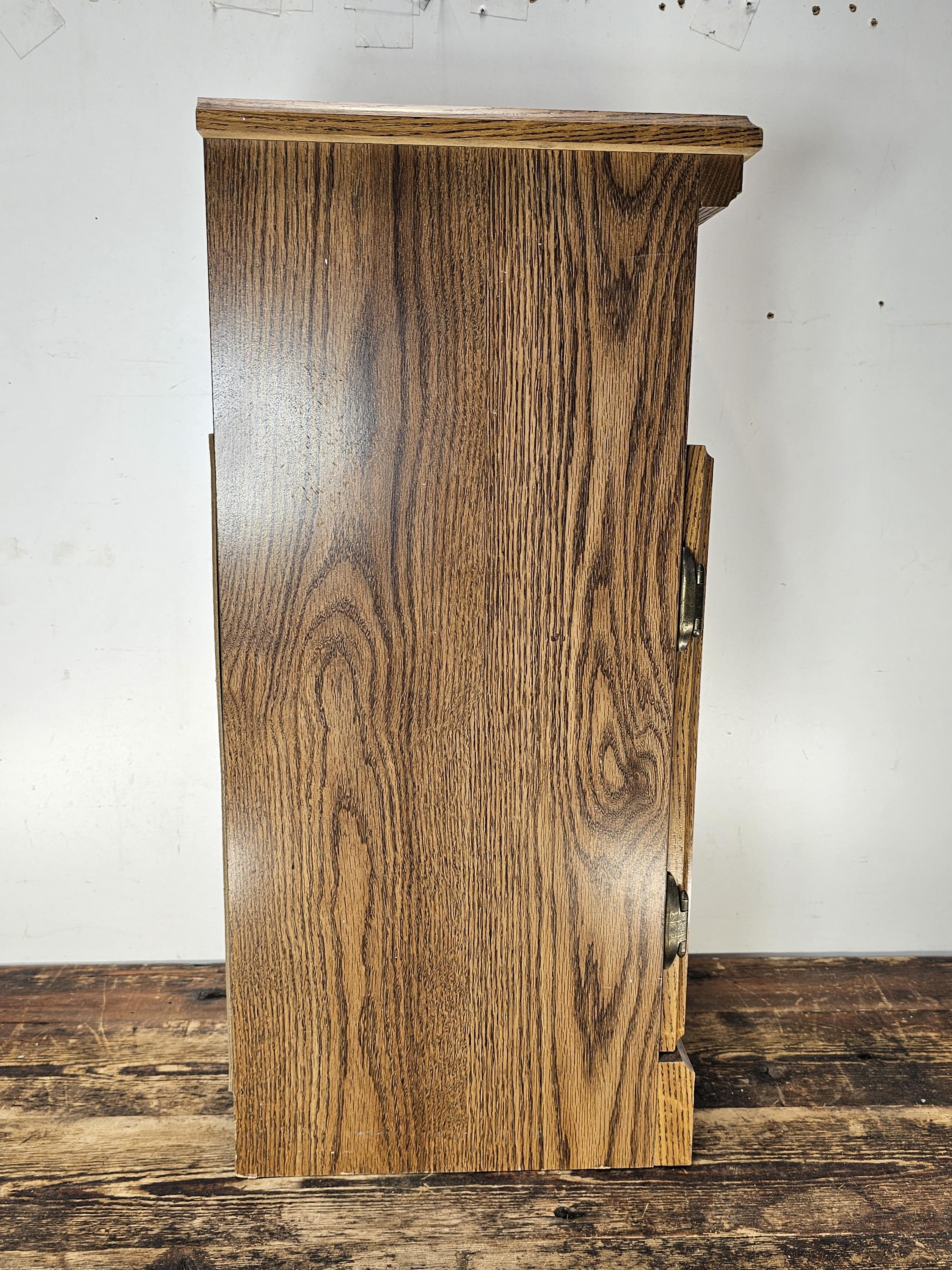 Oak-Look Laminate Nightstand/Side Table Cabinet 27.5"H