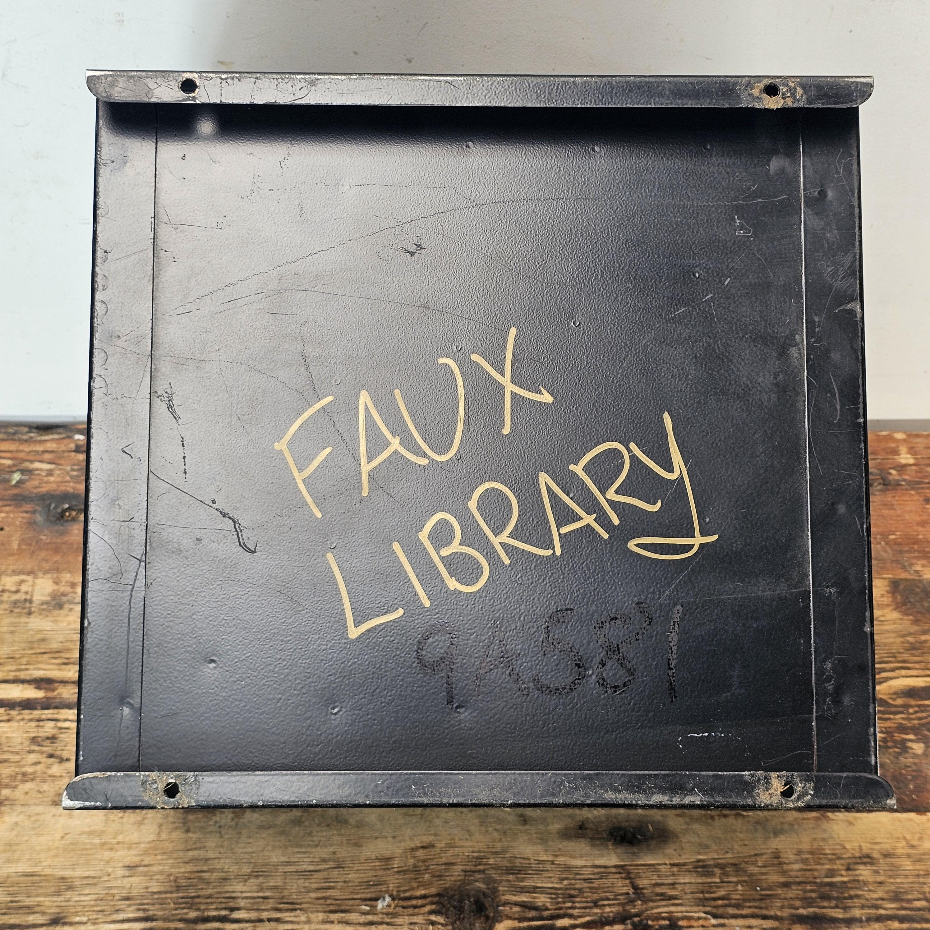 Vintage CWS 6 Compartment Desktop File Organizer