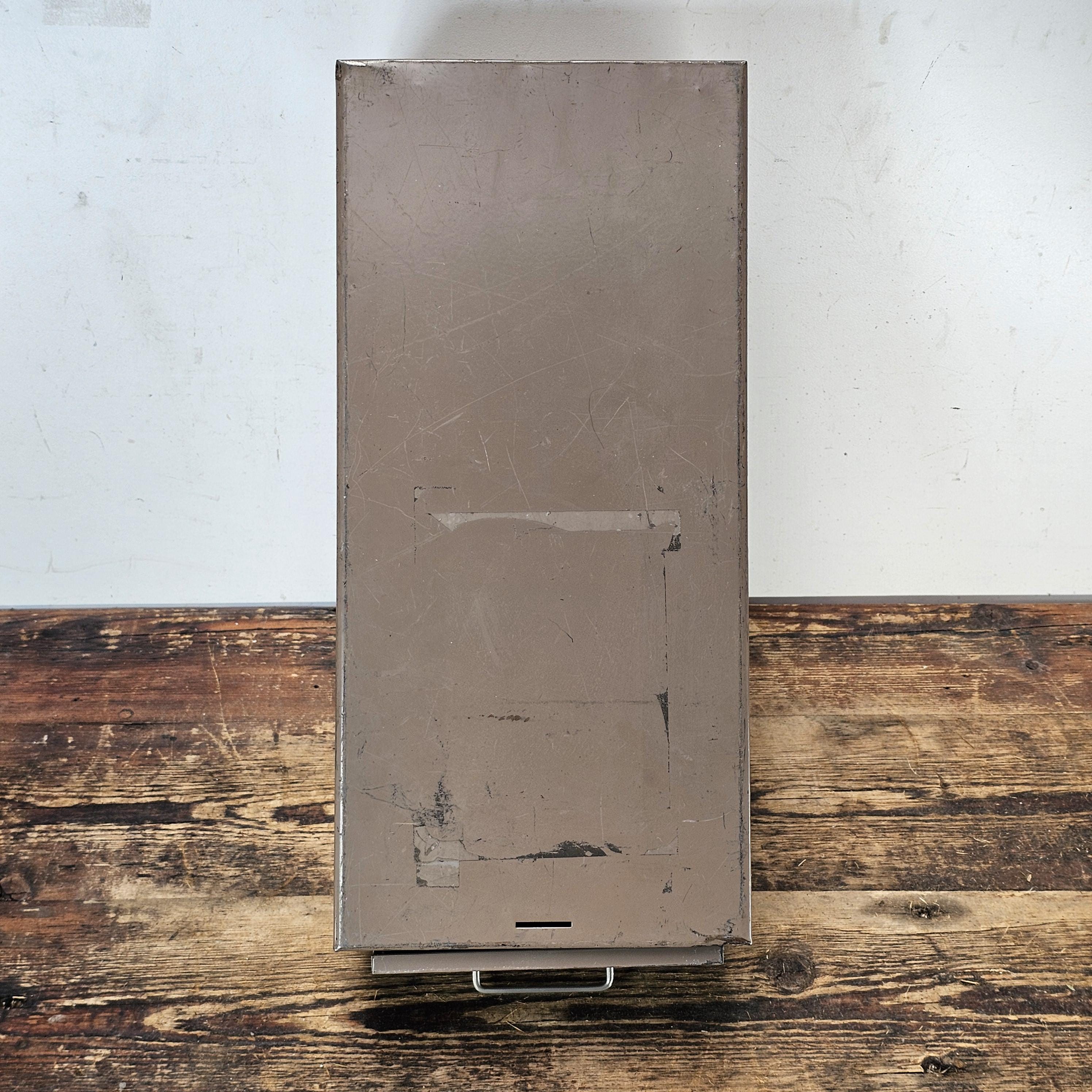 Vintage Metal Lit-Ning Card File Drawer