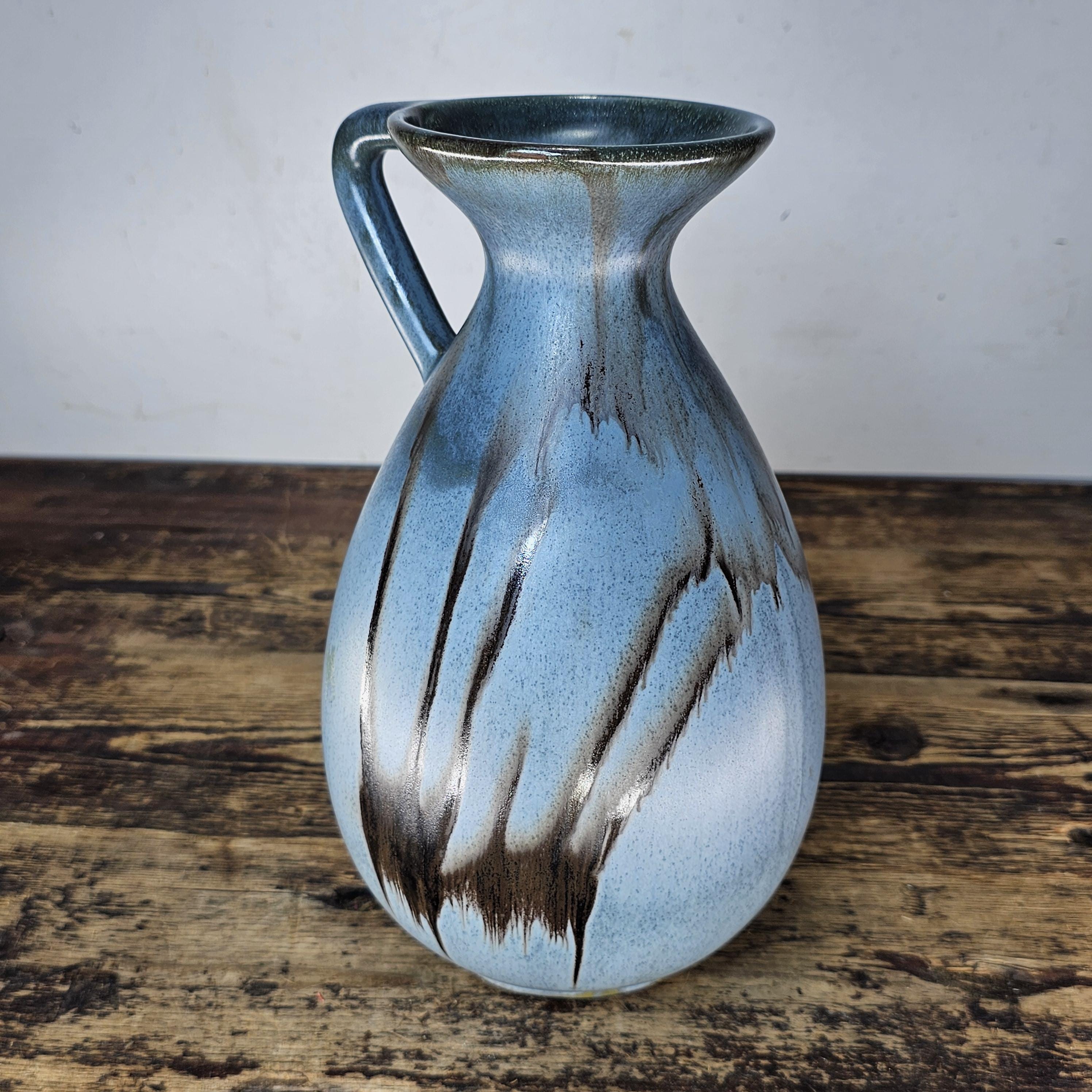 Vintage Blue Mountain Pottery Pitcher / Vase Mid-Century Canadian Art Pottery