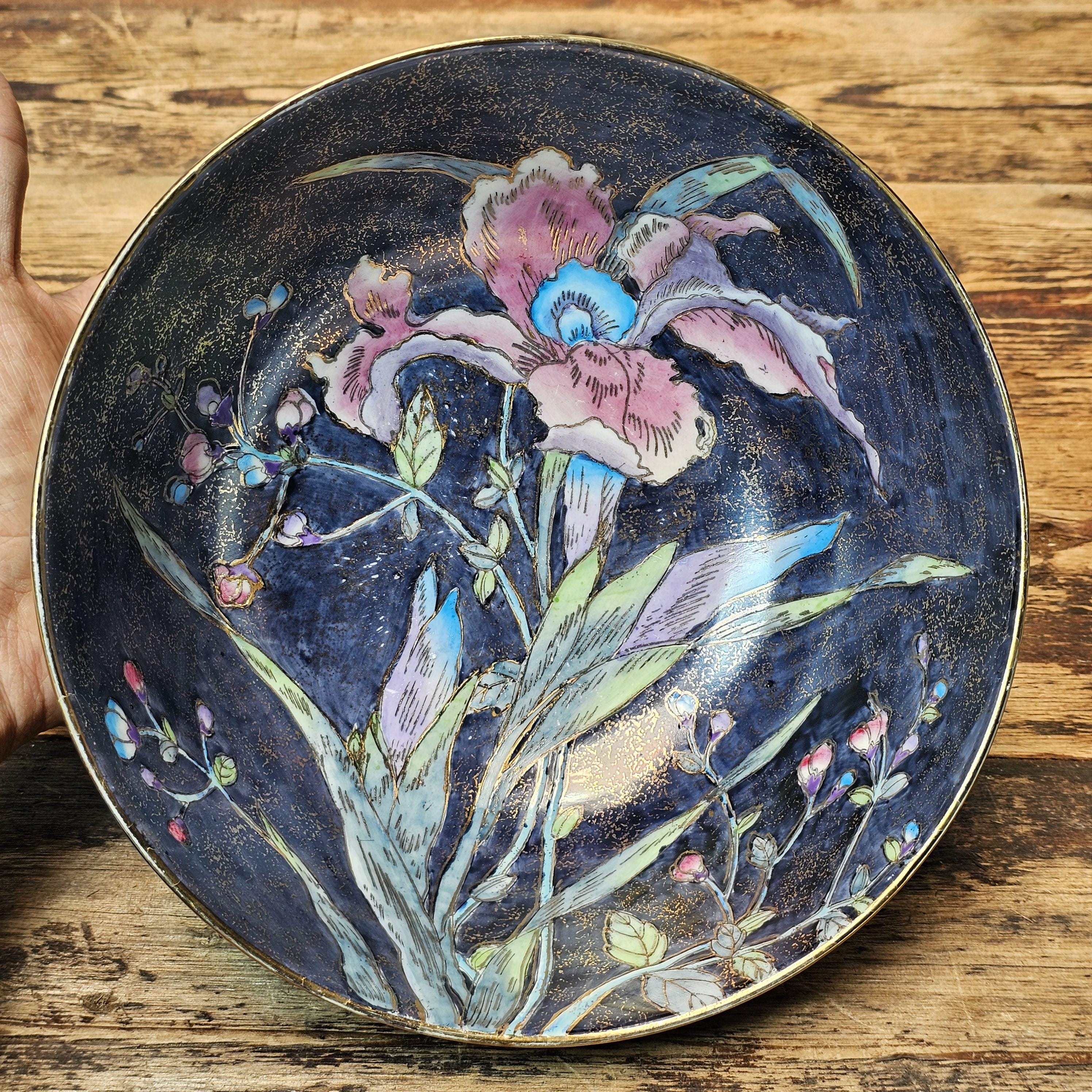 Vintage Chinese Export Ware Porcelain Bowl with Hand-Painted Iris & Gold Leaf