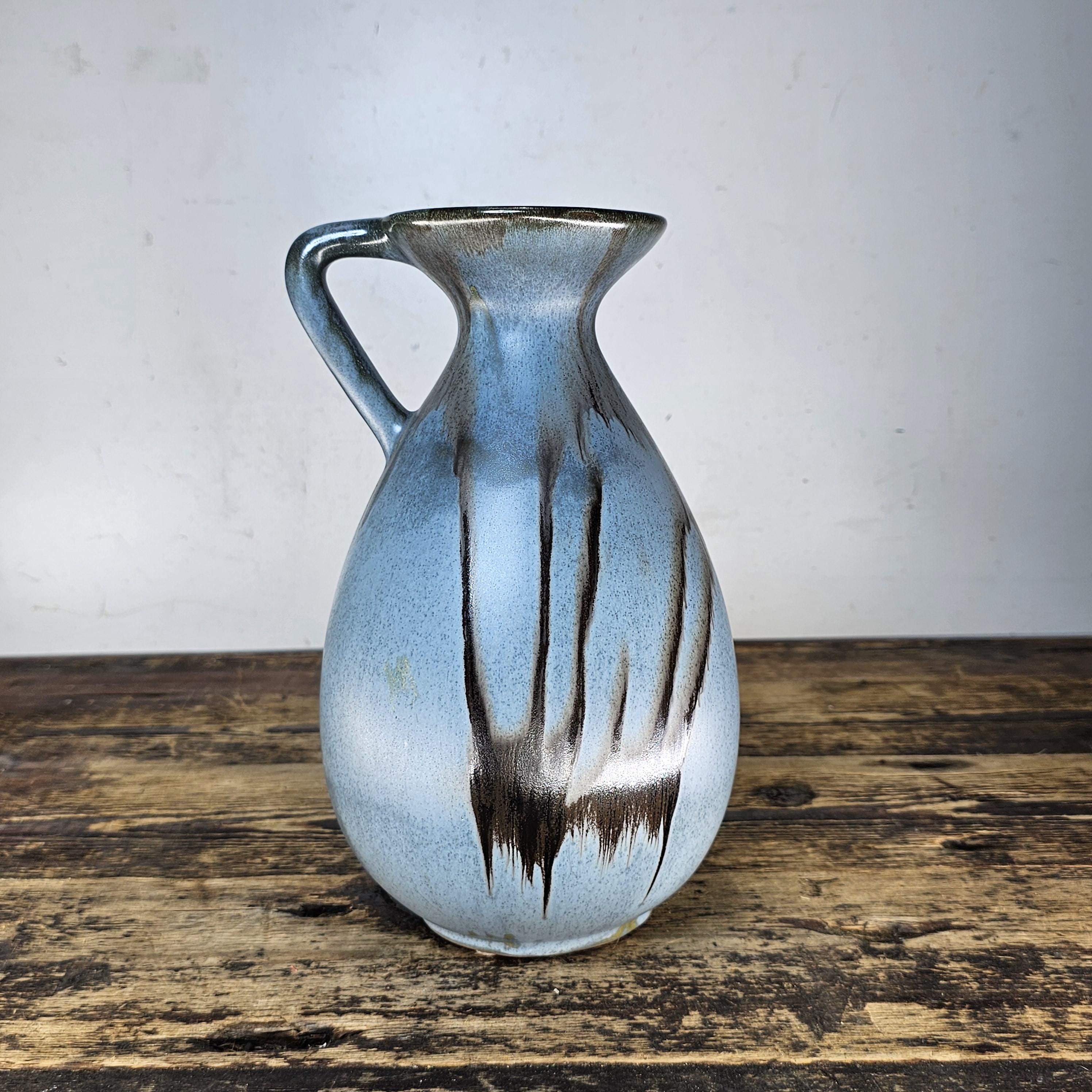 Vintage Blue Mountain Pottery Pitcher / Vase Mid-Century Canadian Art Pottery