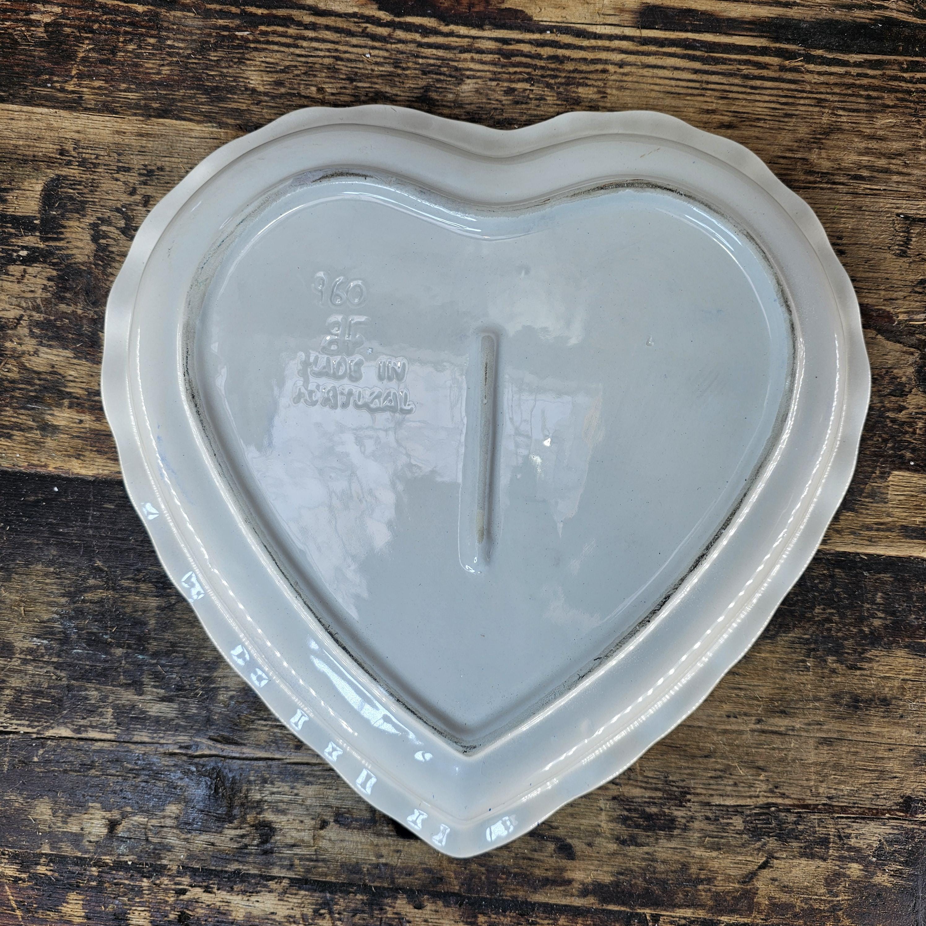 Vintage Heart Shaped Baker / Serving Dish - Made in Portugal - Spongeware