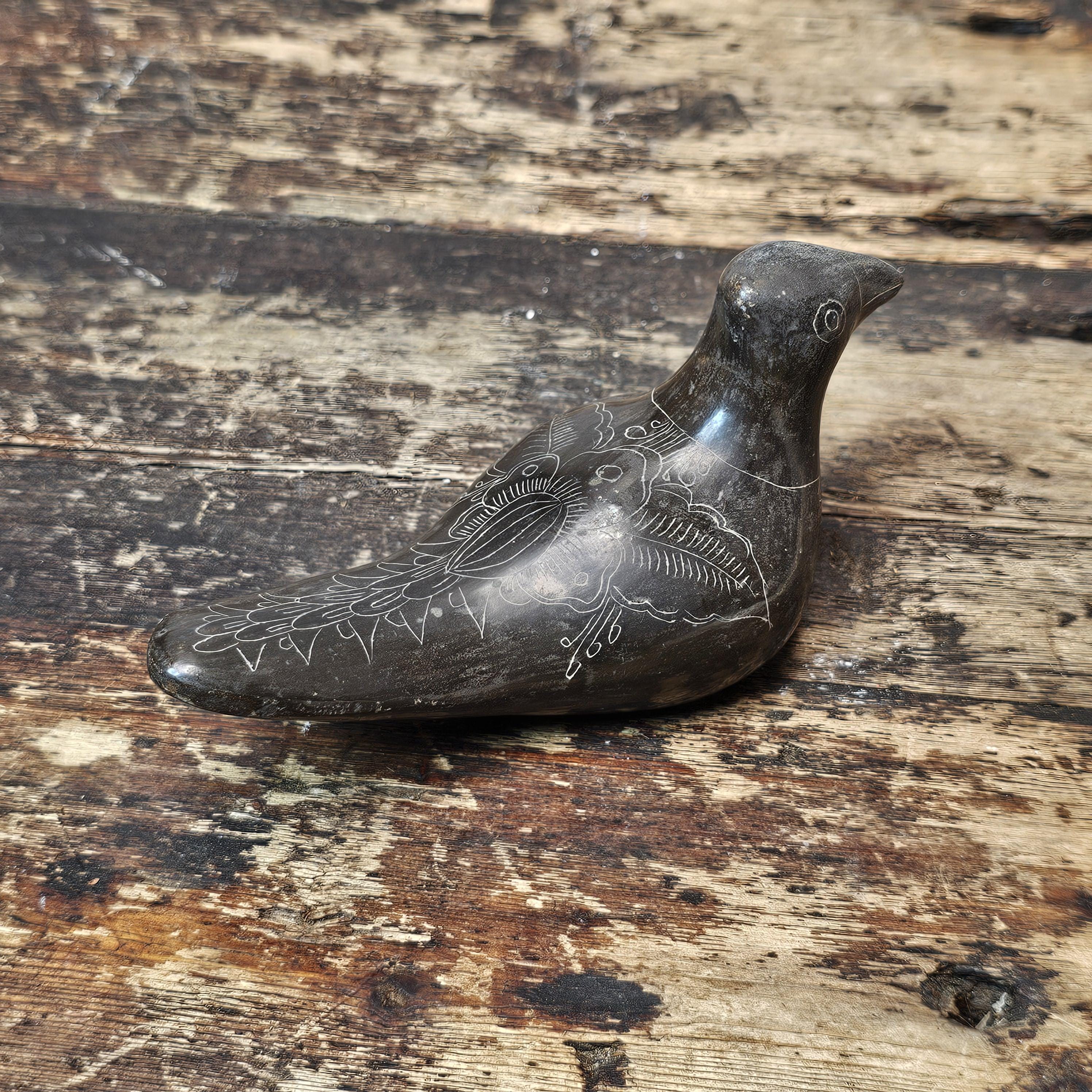 Delicate Tonalá Sgraffito Pottery Bird | Hand-Etched Mexican Folk Art 5.5"L