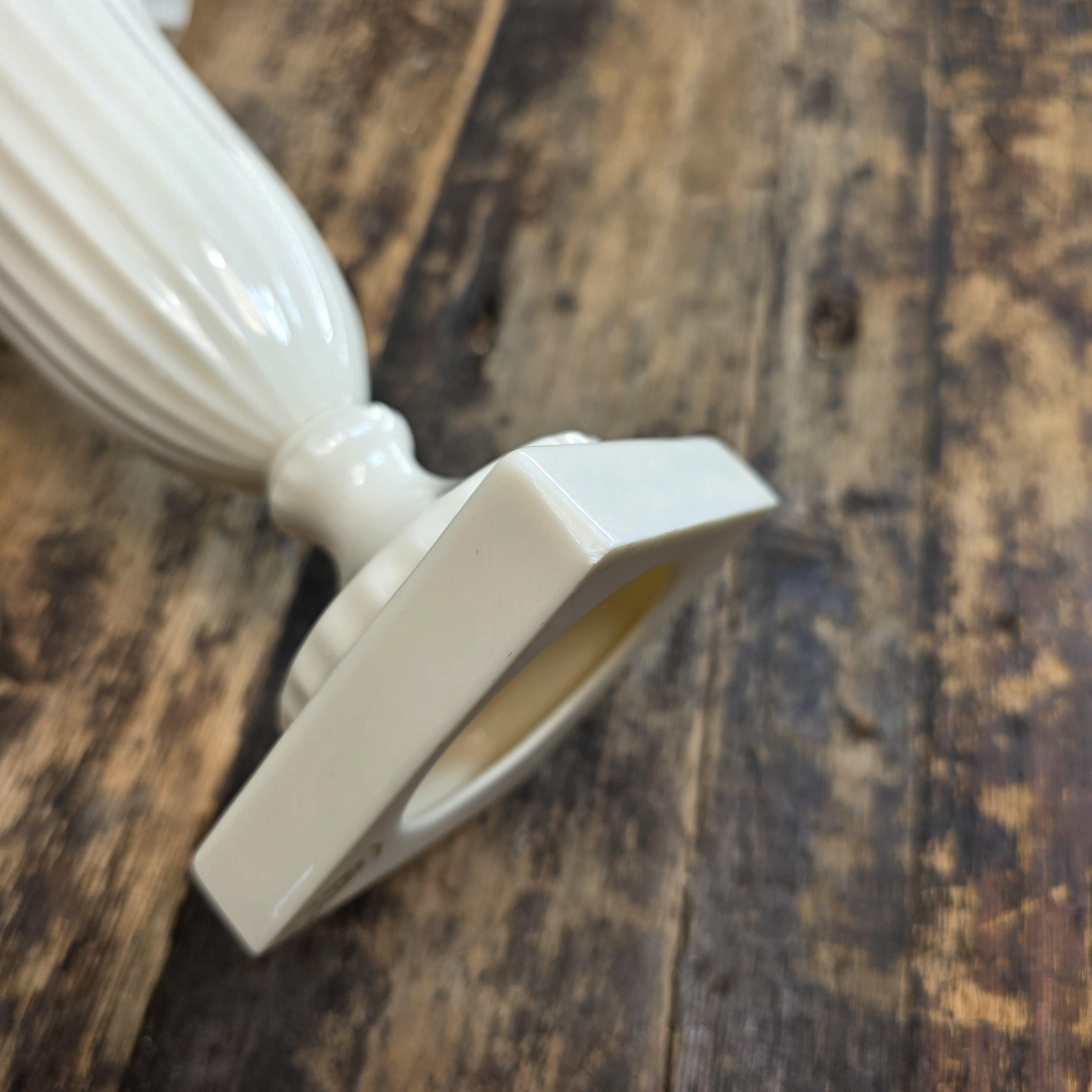 Lenox Ivory Porcelain Fluted Flower Vase – Elegant Trumpet Design, 8.75" Tall