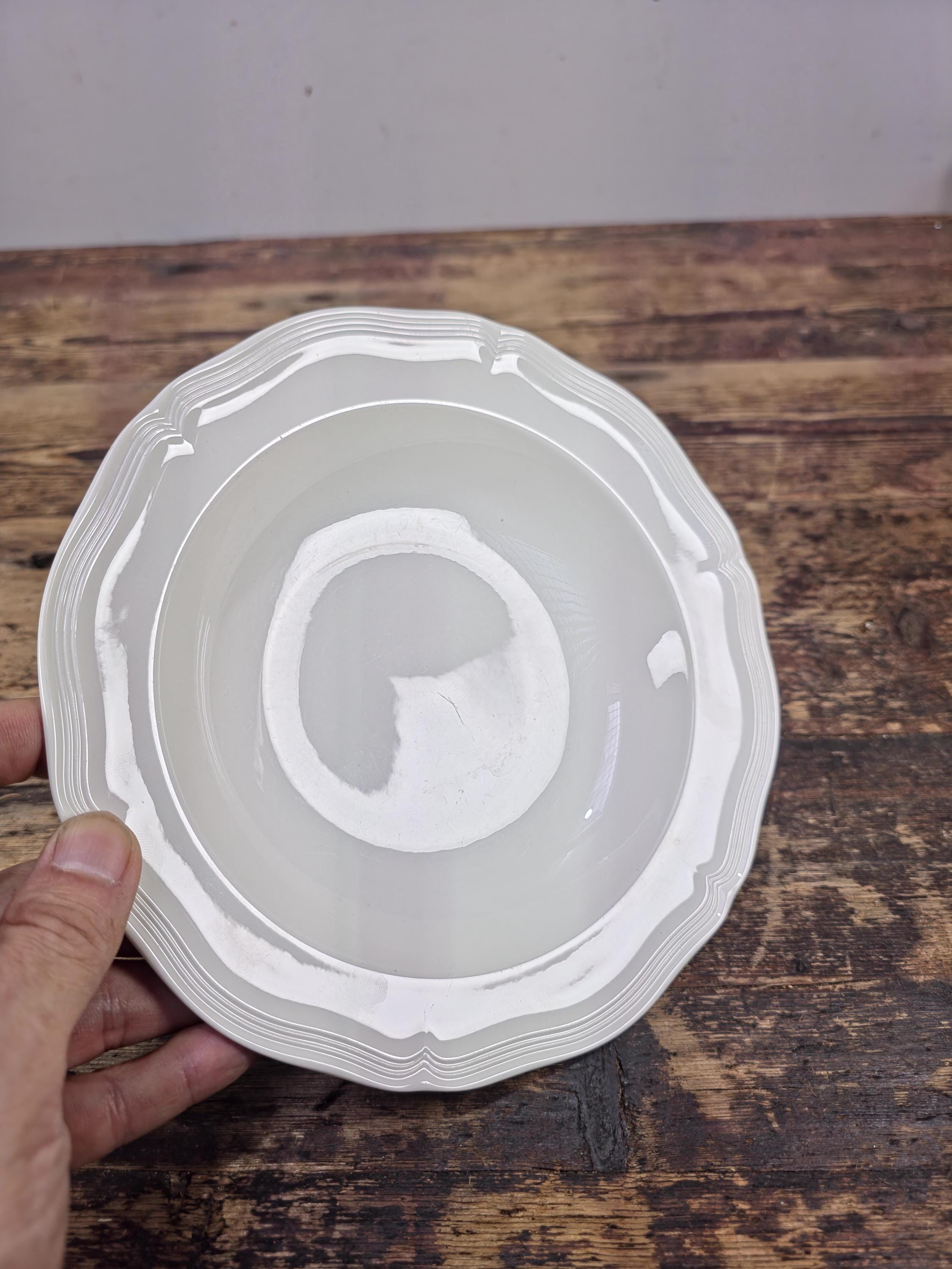 Villeroy & Boch Manoir Rim Cereal Bowl 8"