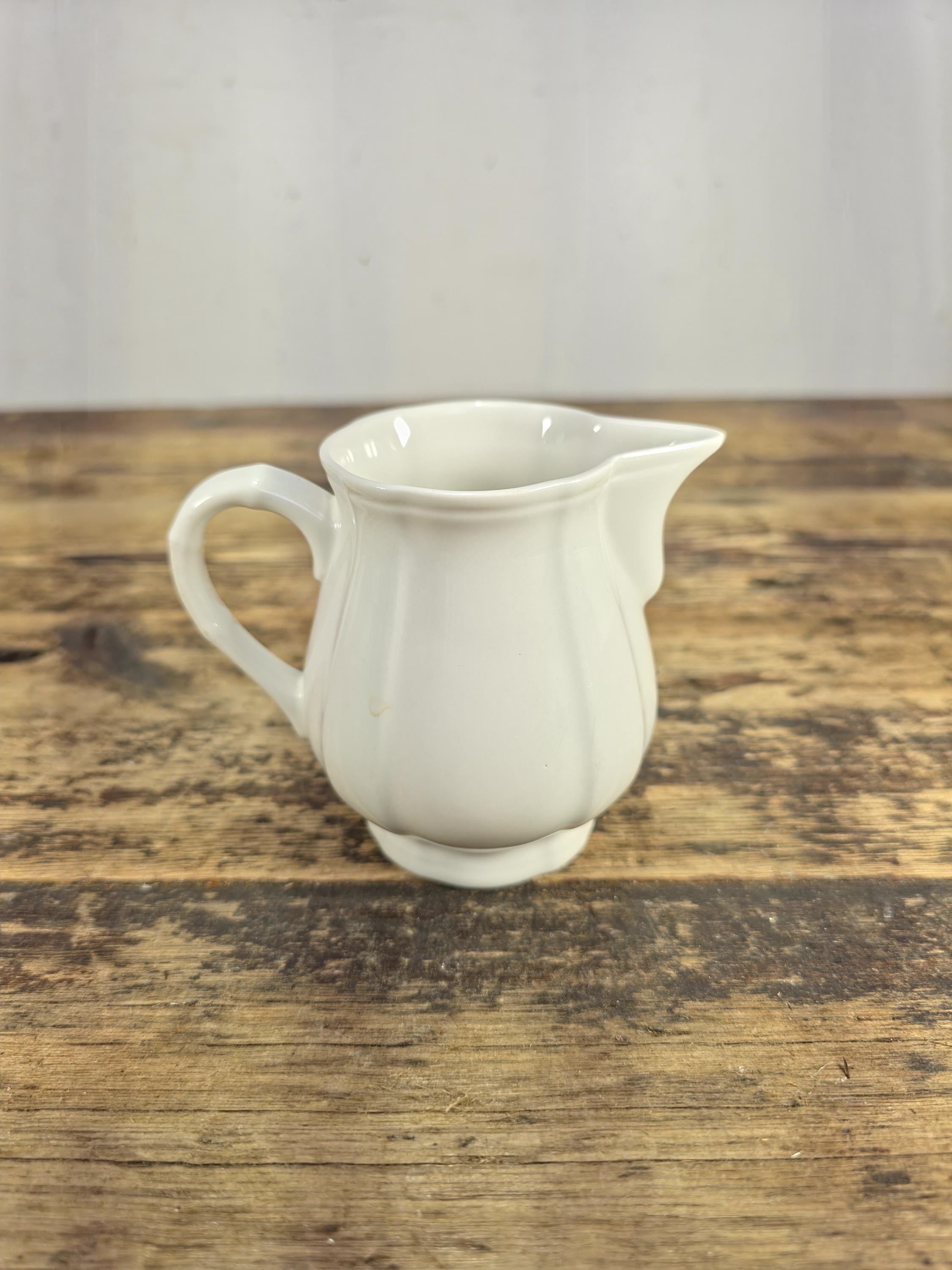 Villeroy & Boch Manoir Pitcher 16 Oz