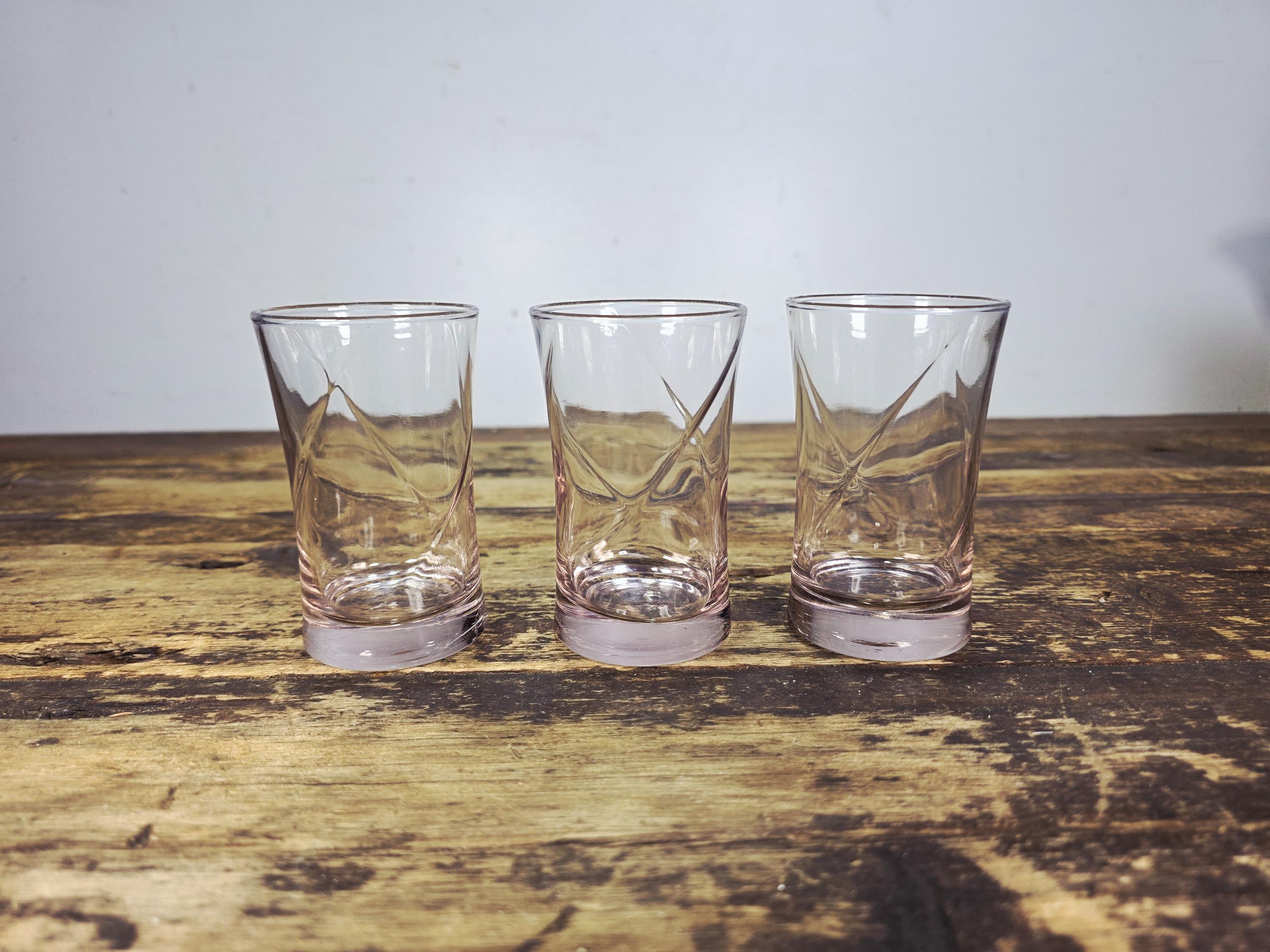 Vintage Blush Pink Swirl Glass Tumblers – Set of 3 (6 oz. each)