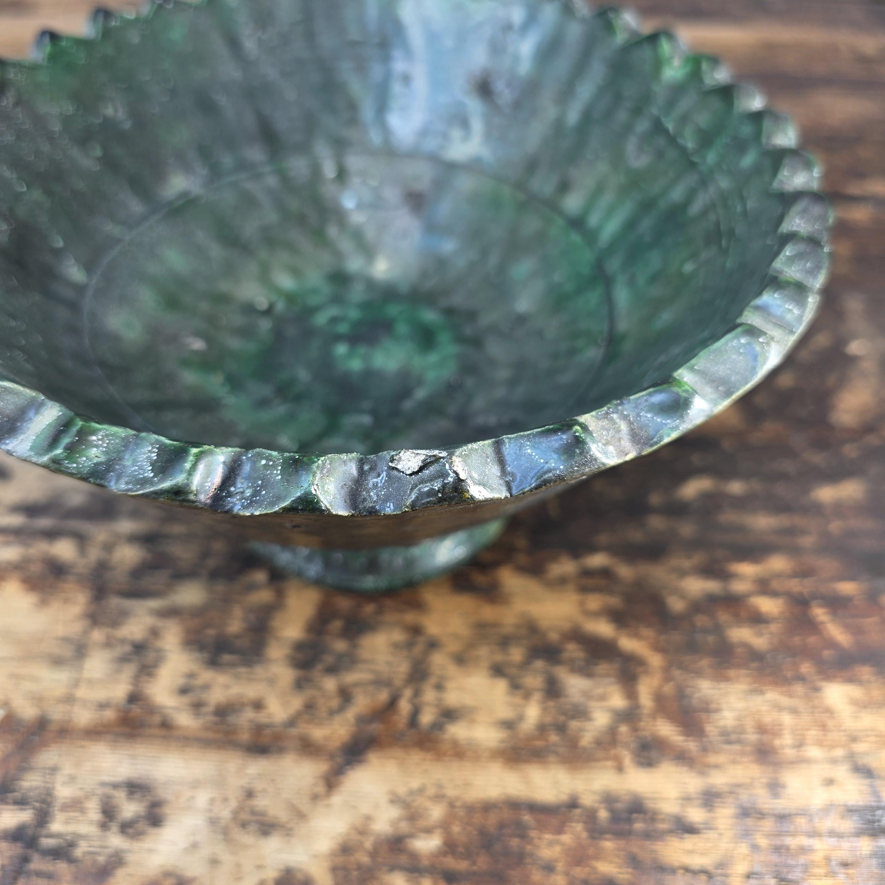 Tamegroute Green Pedestal Bowl with 15 African Soapstone Rhino Figurines