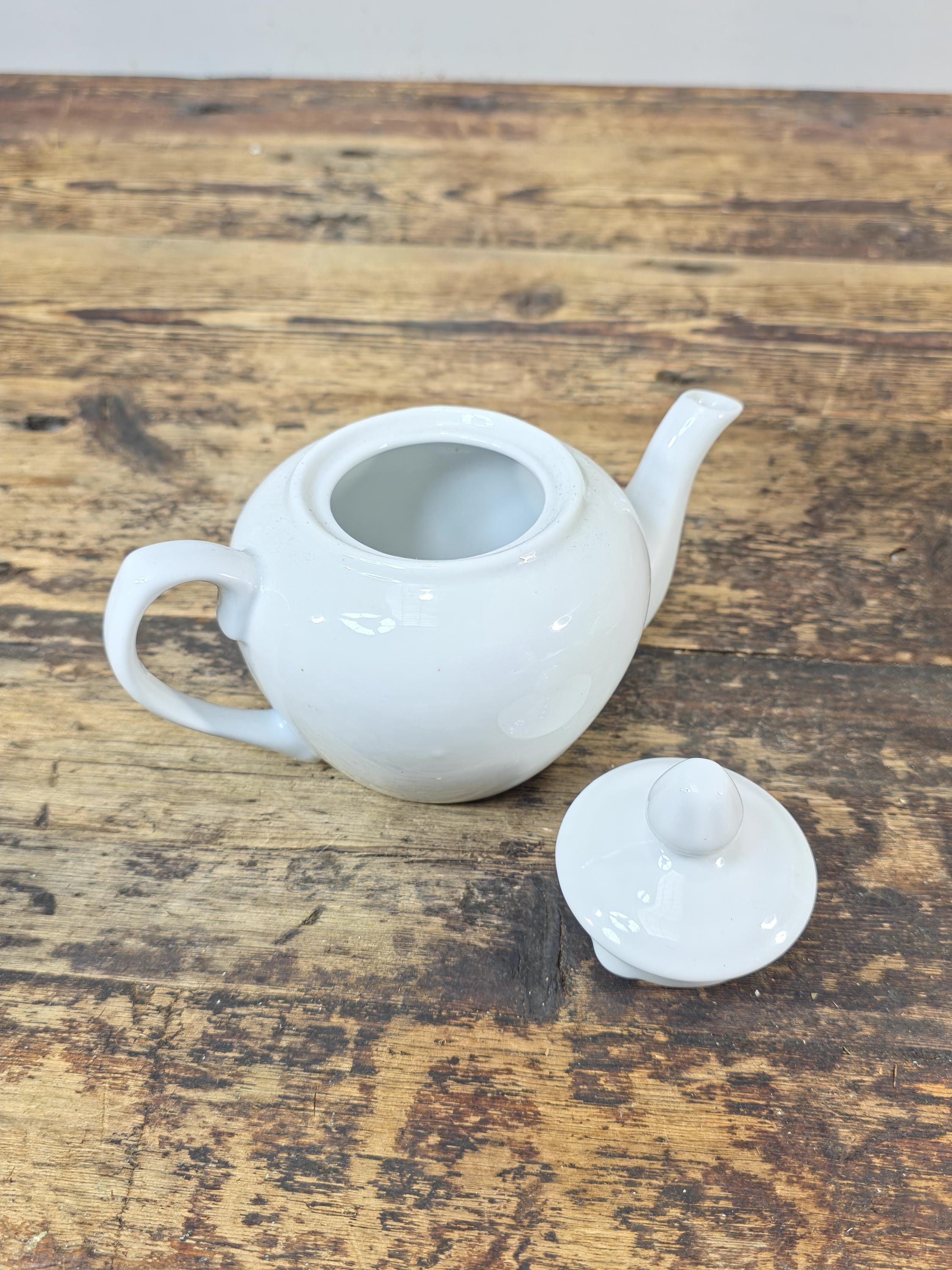 BIA Cordon Bleu White Porcelain Teapot and Cup Set (2-Piece)