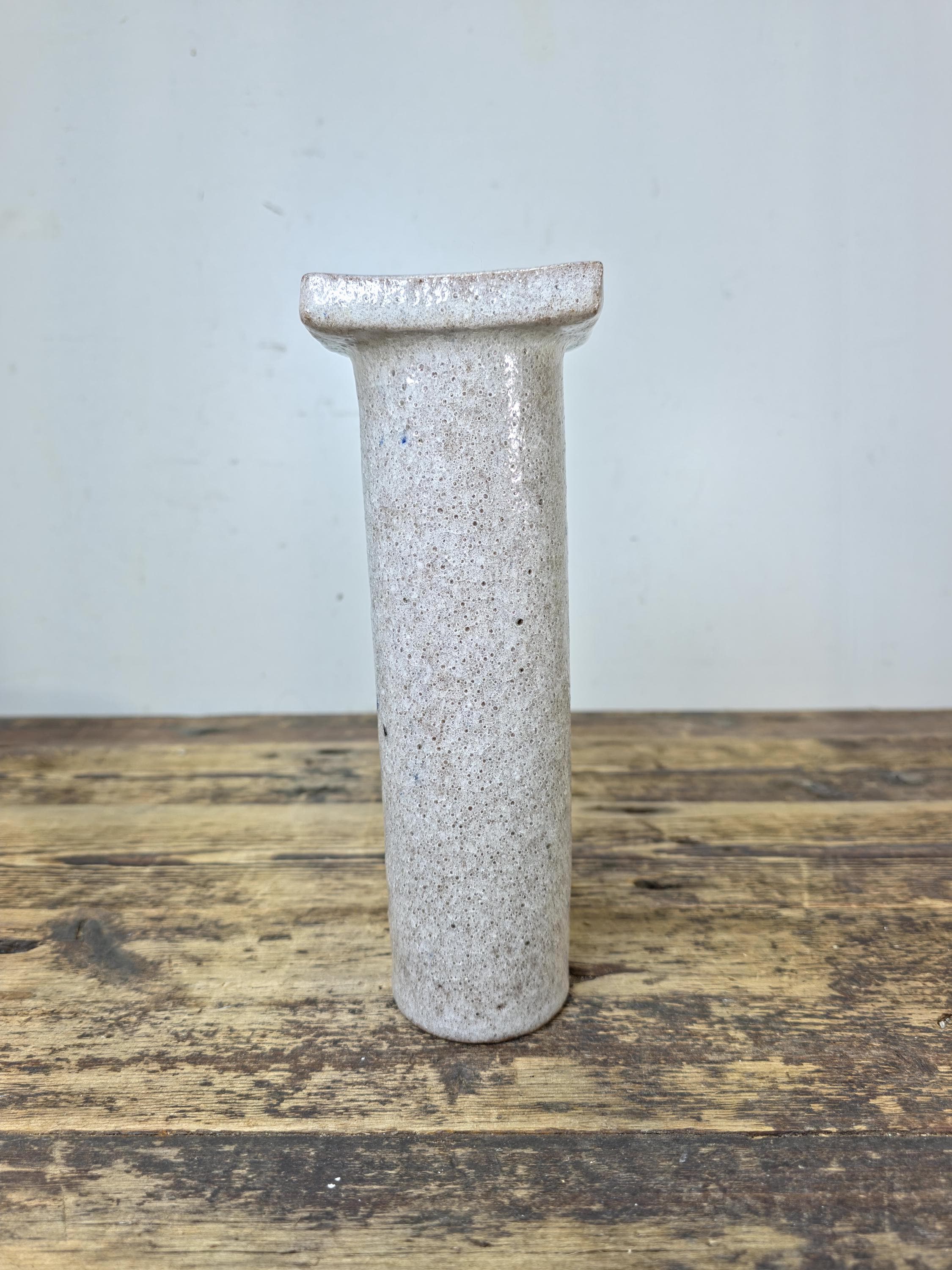 Japanese Studio Pottery Vase “Hisoku” (秘色) Textured White-Grey Glaze c.1960s–70s