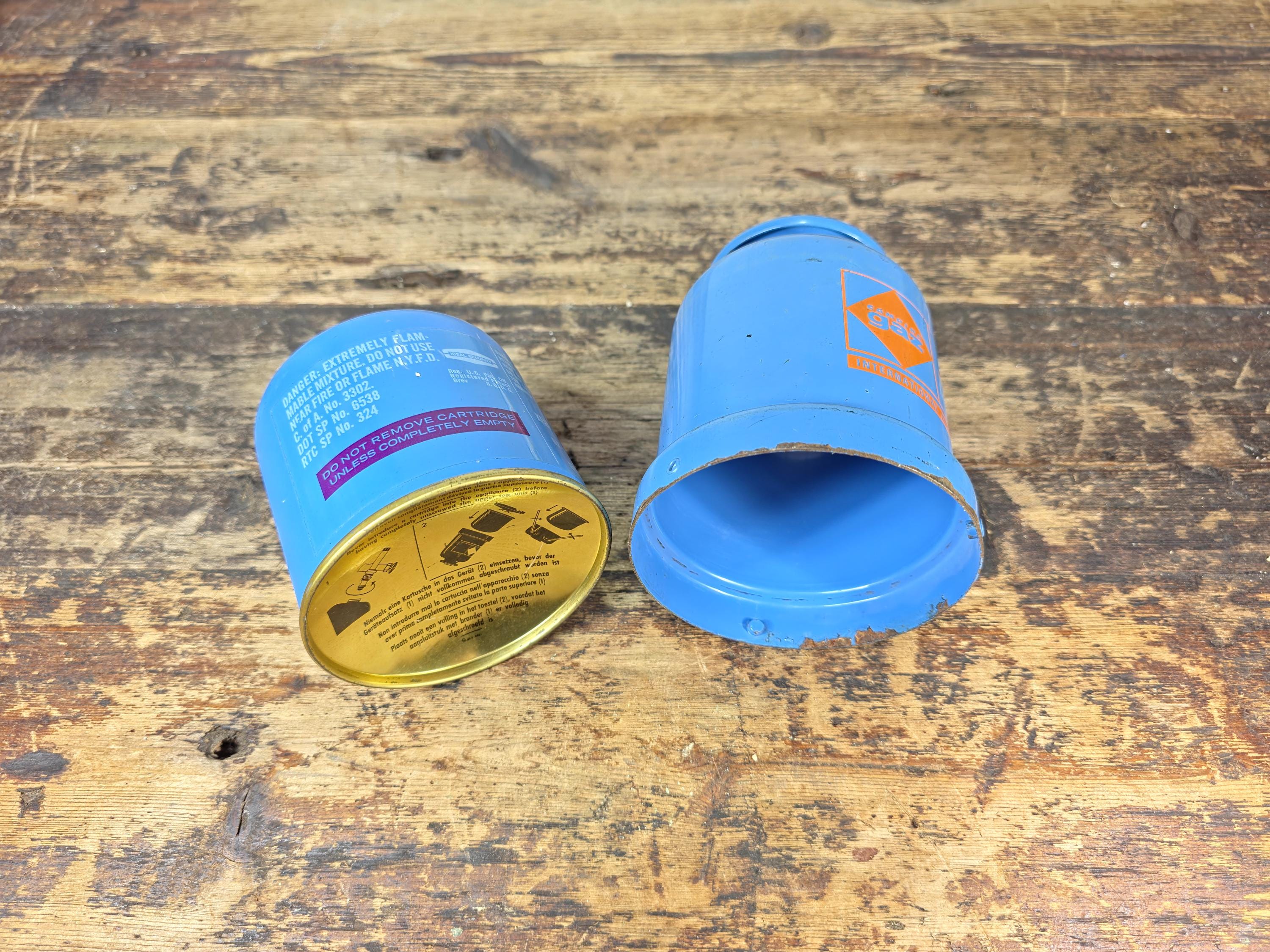 Vintage Camping Gaz “Super Bleuet” Portable Gas Stove – 1970s–80s, France