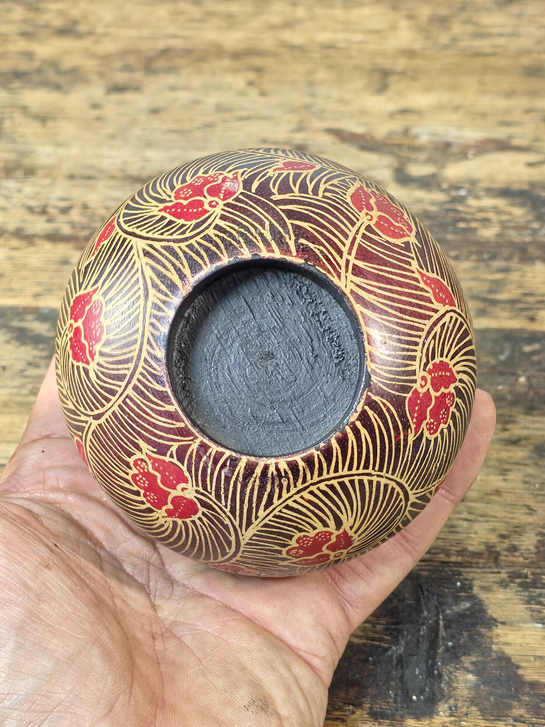 Wooden Votive Candle Holder – Red & Flesh-Tone Floral Design Asian / Boho Decor