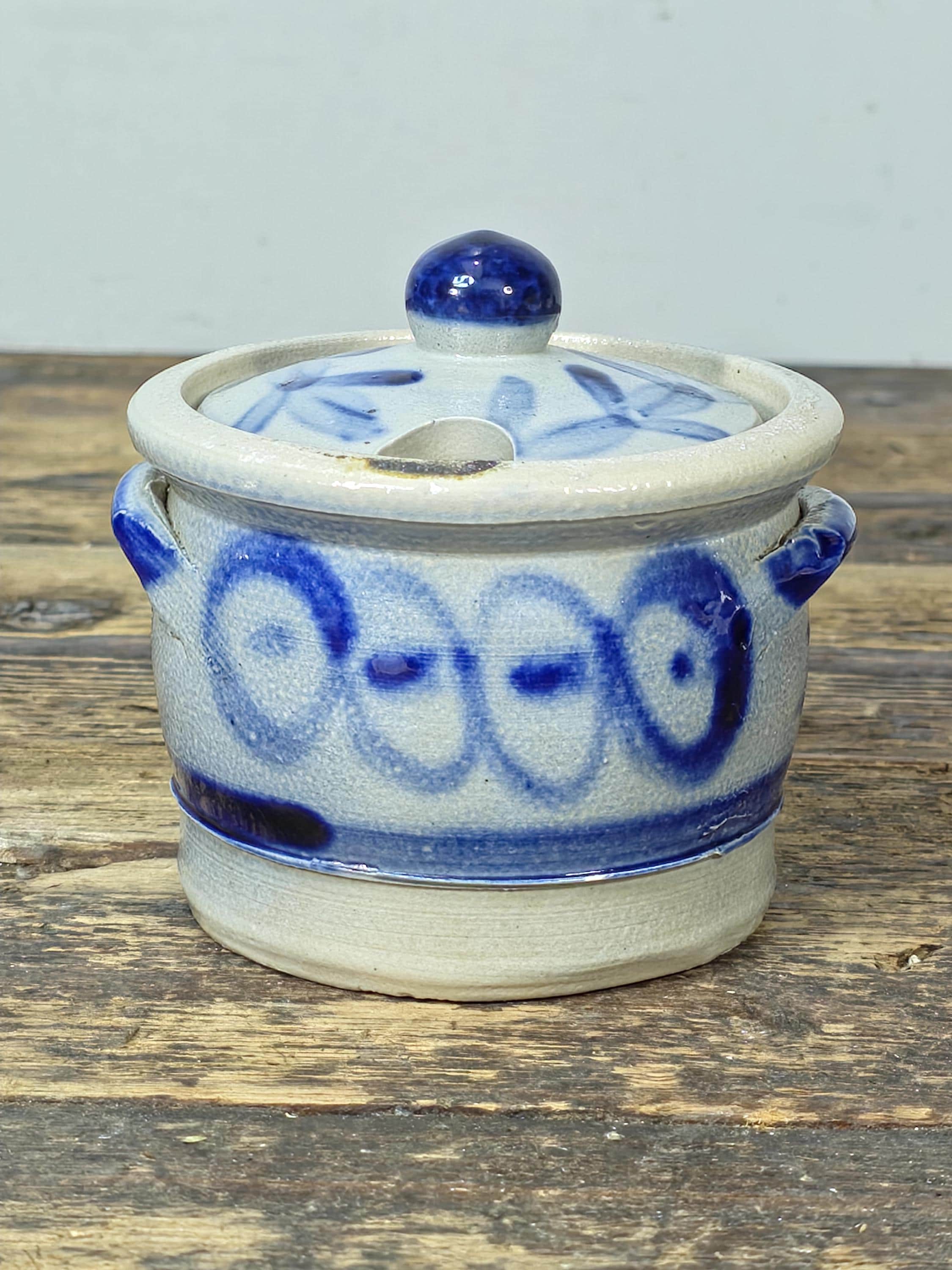Small Blue & White Stoneware Crock with Lid – Hand Painted Folk Pottery 4" Jar