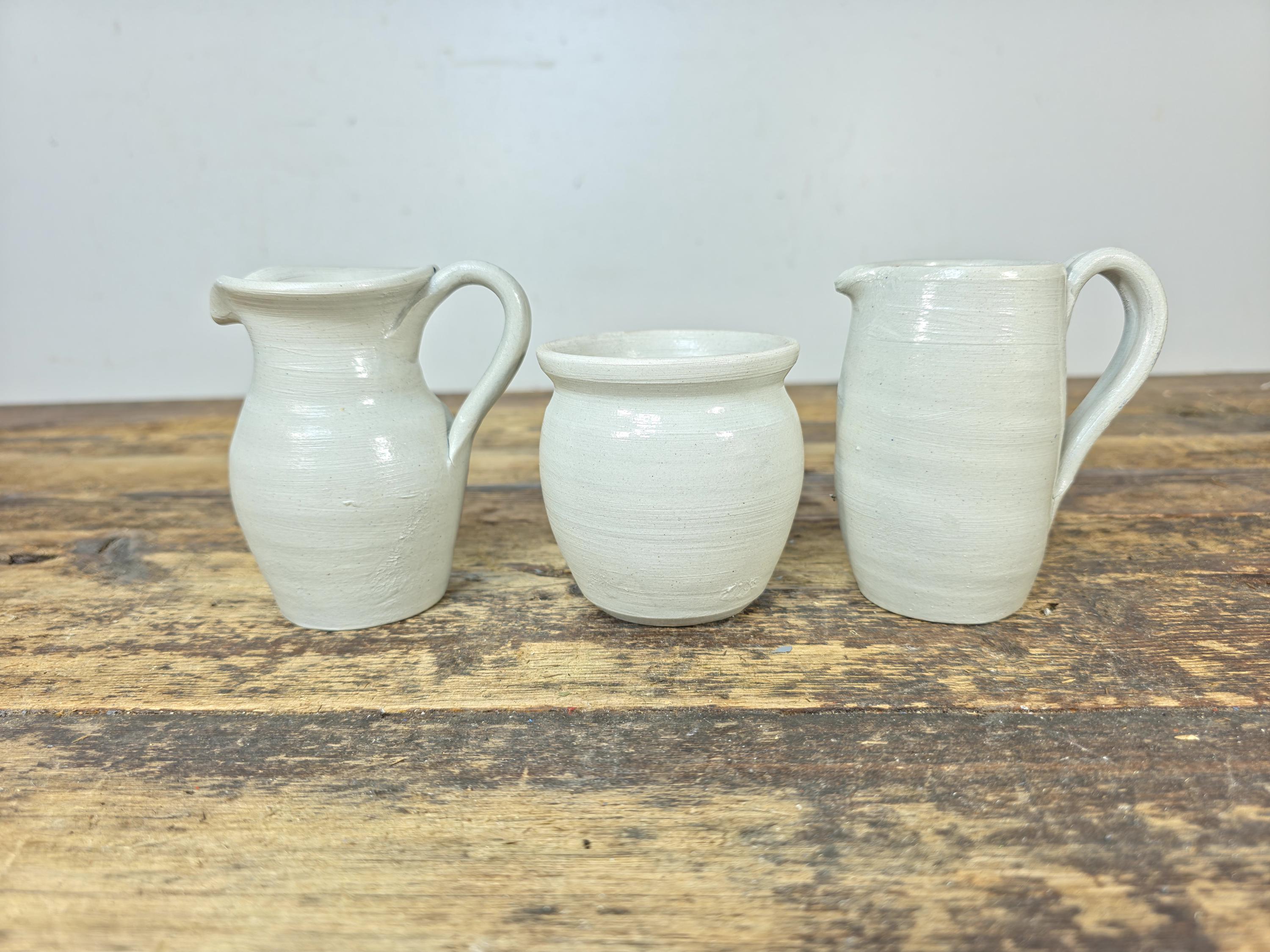 NOS Williamsburg Pottery Salt Glaze Mini Pitcher Pot Set of 3