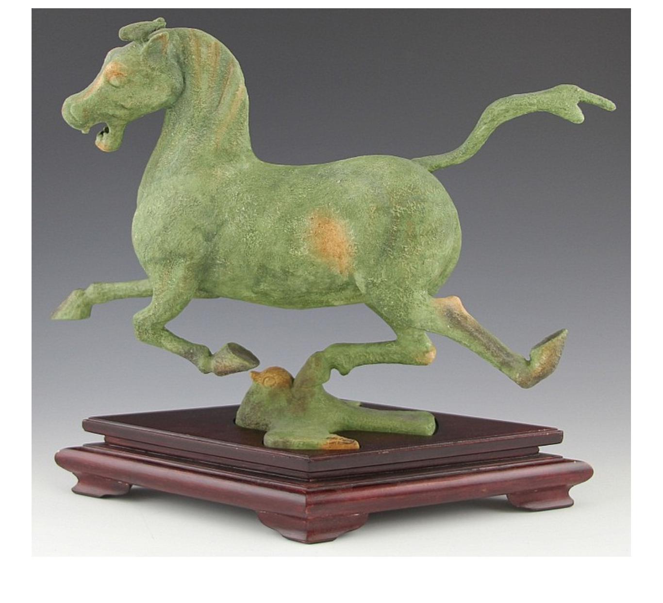 Rare 1978 Boehm Galloping Horse Original Wood Base Pedestal