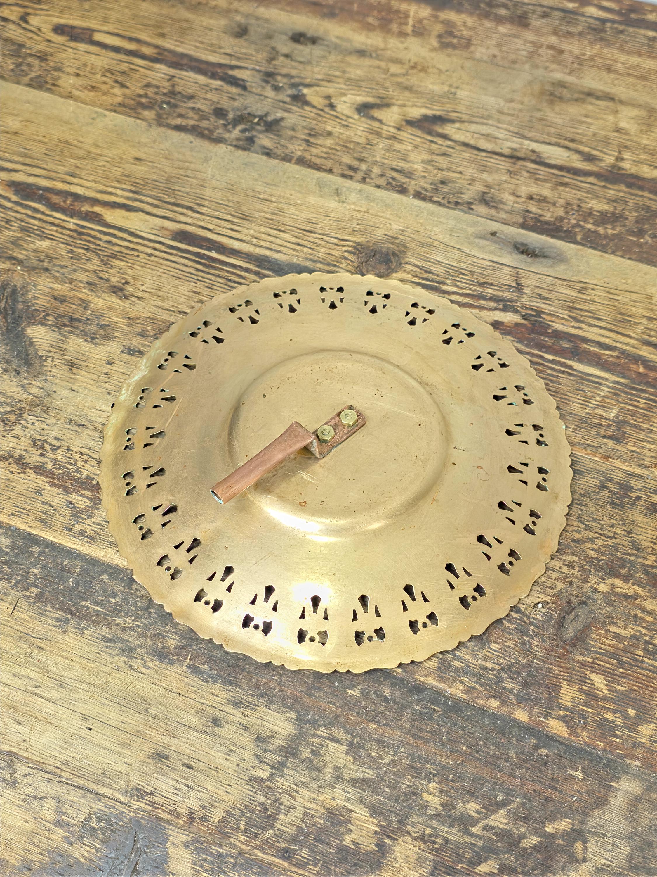 Antique Brass Pierced Wall Sconce Reflector Plate – Ornate Engraved Design 9.25"