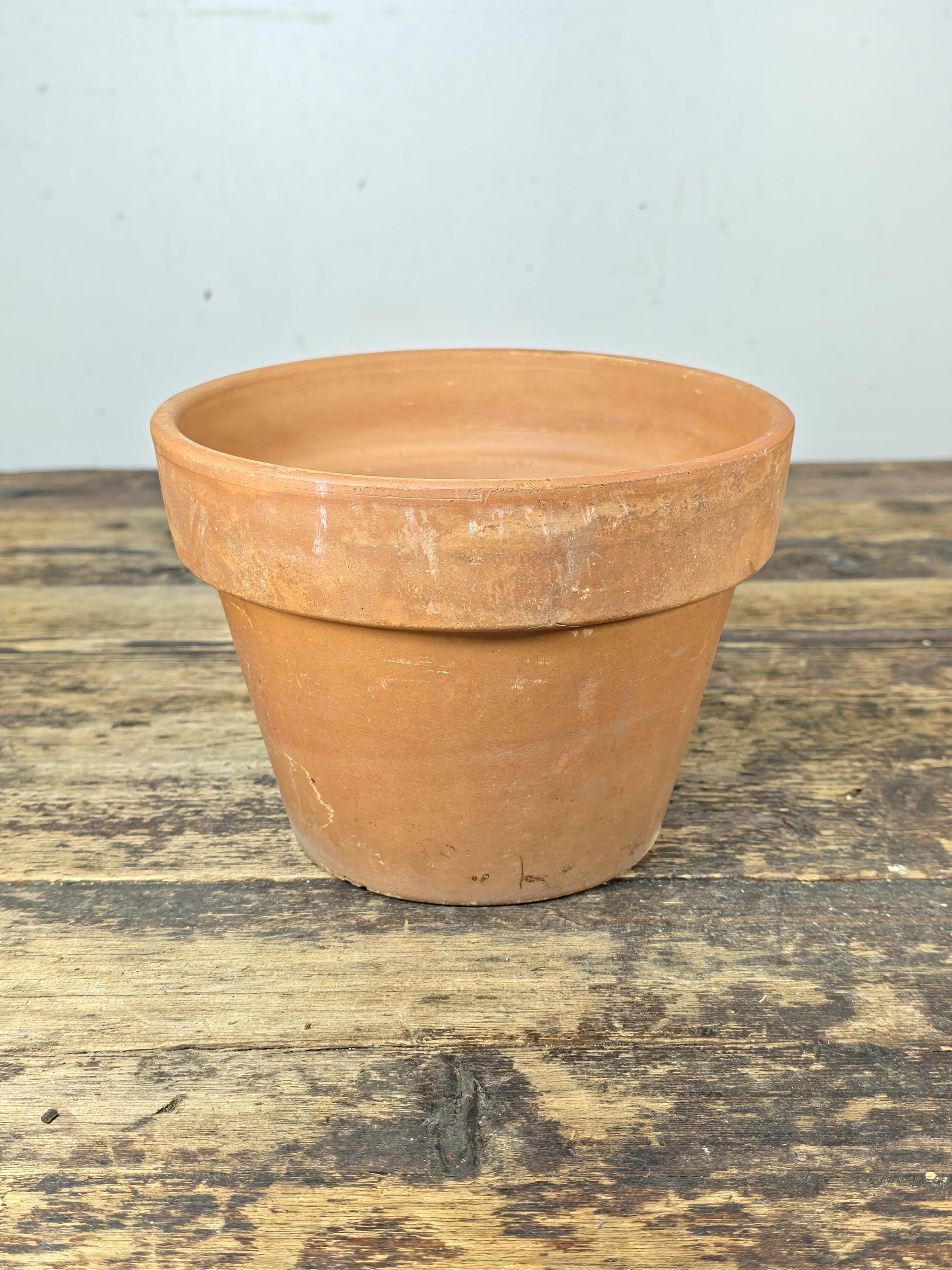 Vintage Unglazed Terracotta Planter Pot – VAS-TREV Italy – 7" Dia