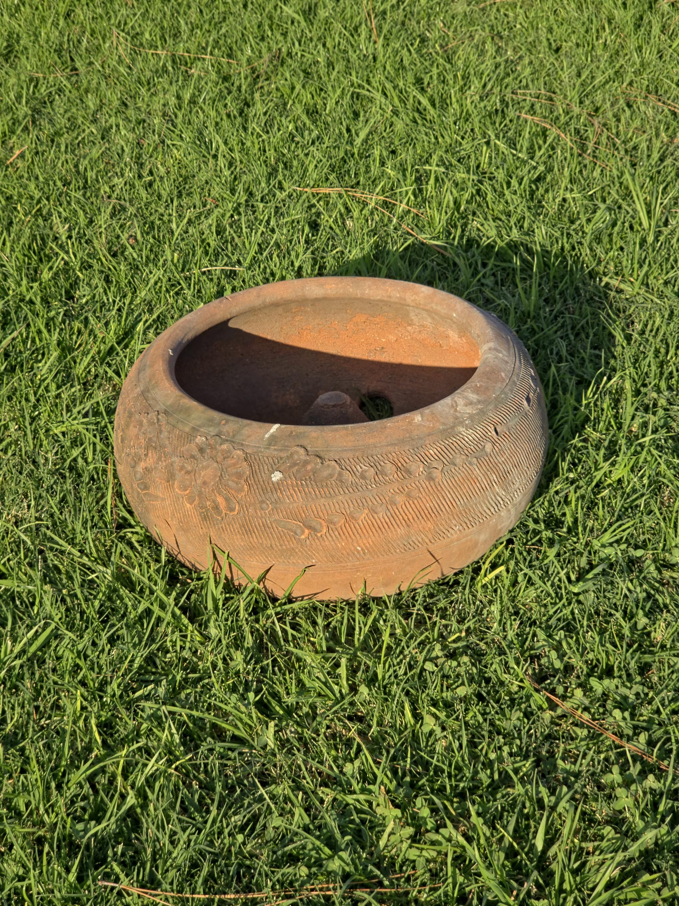 Vintage Mexican Hand-Etched Terracotta Hose Holder Pot 18"Dia x 8.5"H