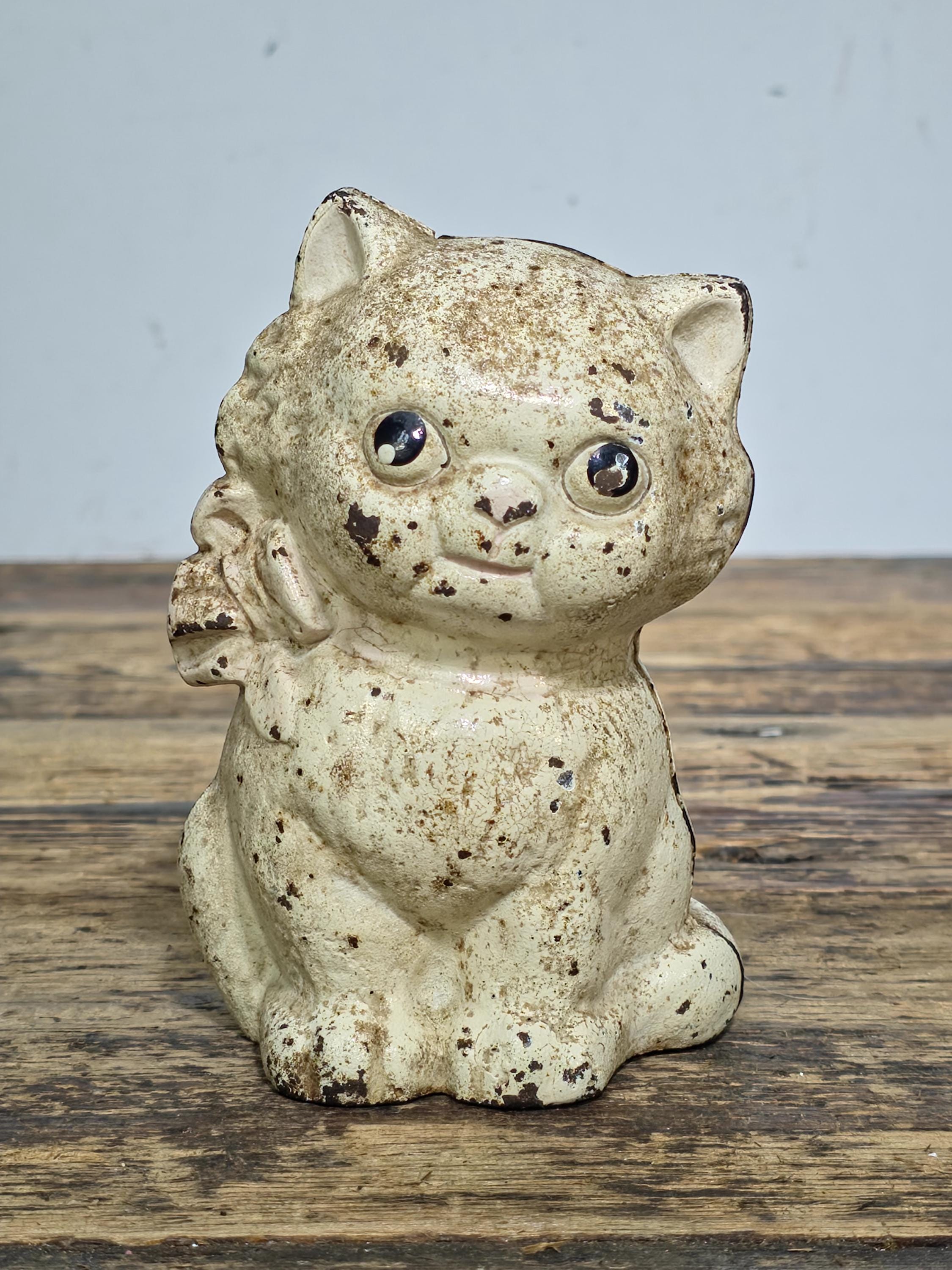 Hubley Cast Iron Cat Coin Bank #820 c.1920s–30s Original Vintage USA