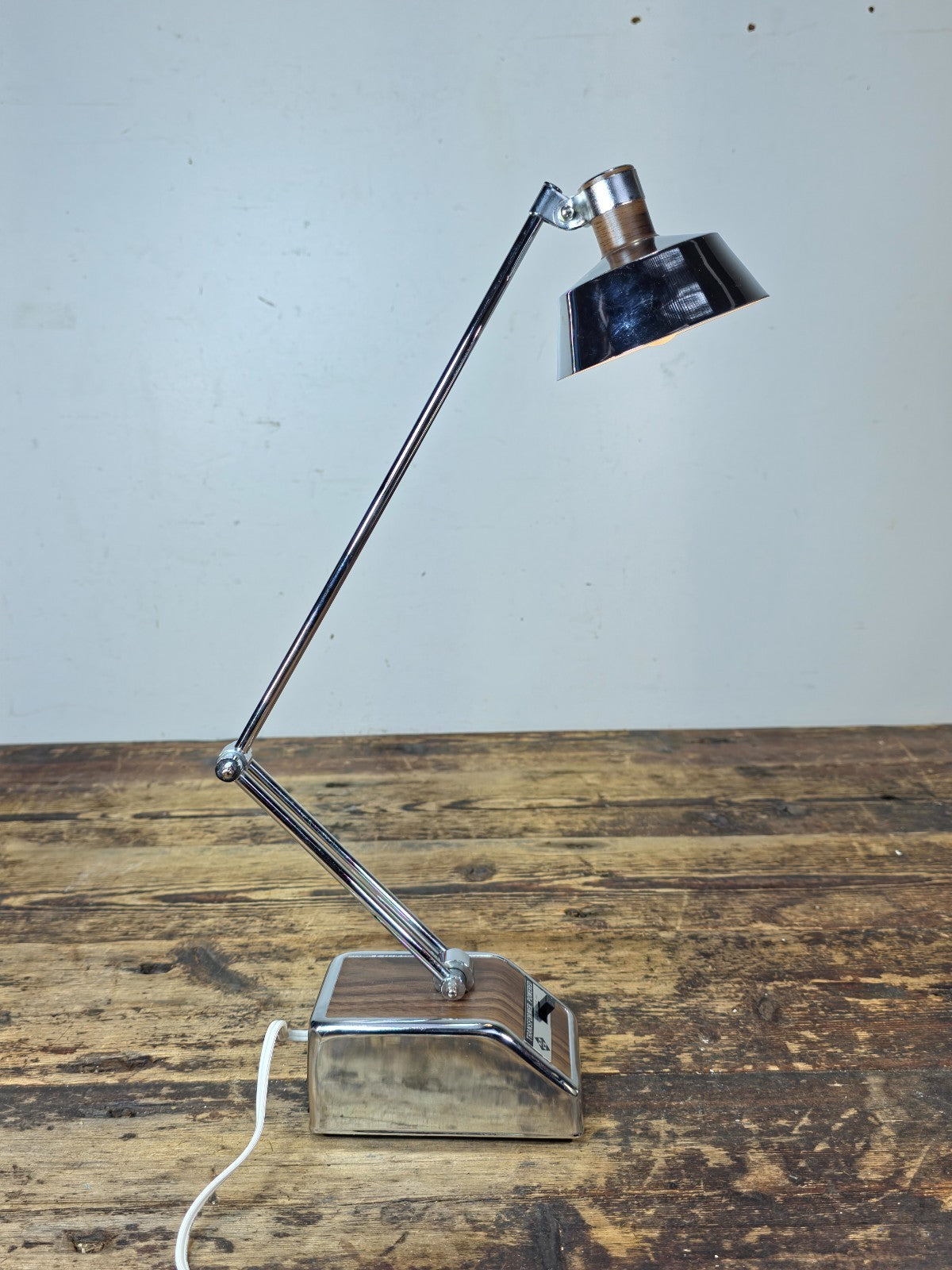 Vintage High Intensity Desk Lamp Model 4202 Transformer Powered NOS Taiwan
