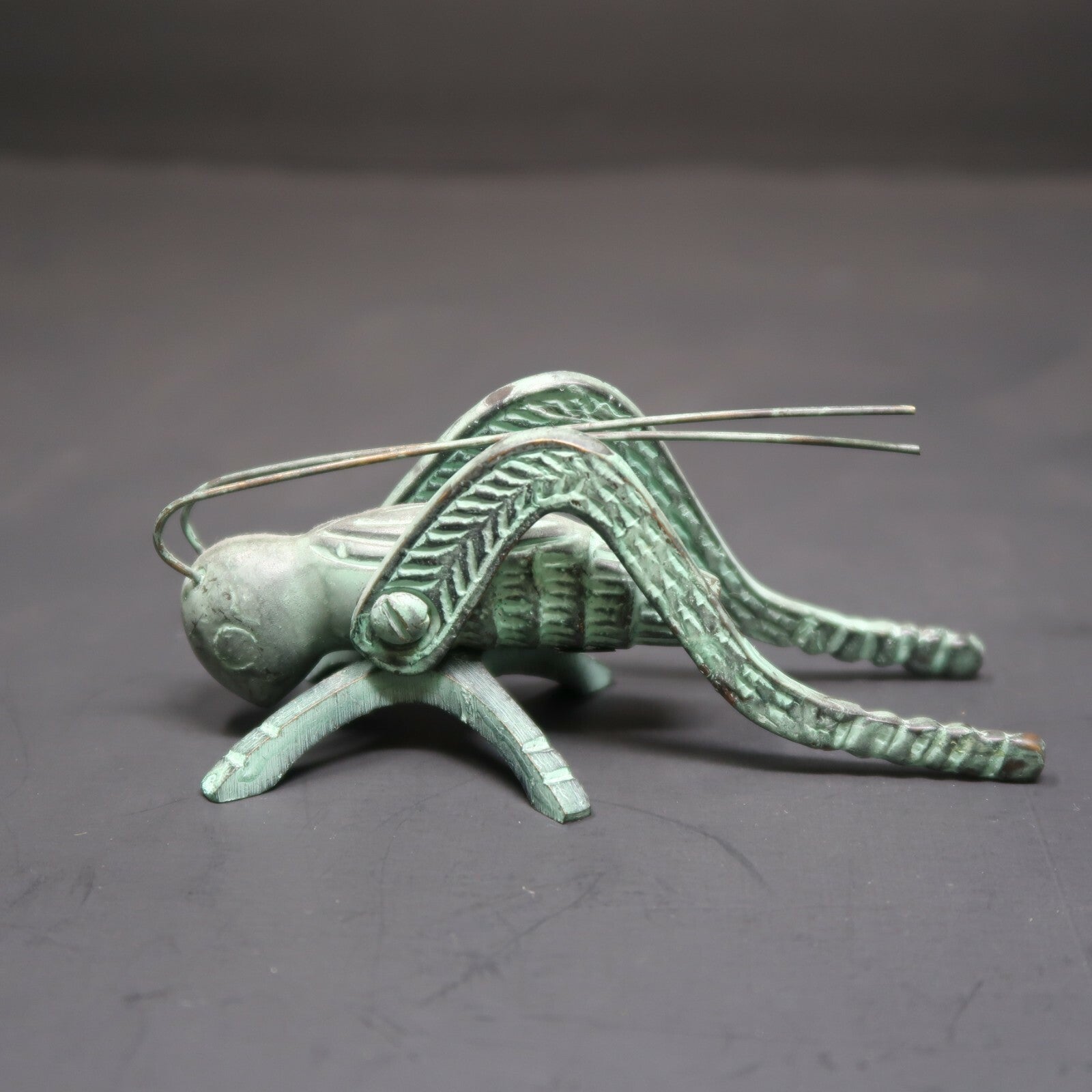Vintage Metal Grasshopper Green Patina L 4"