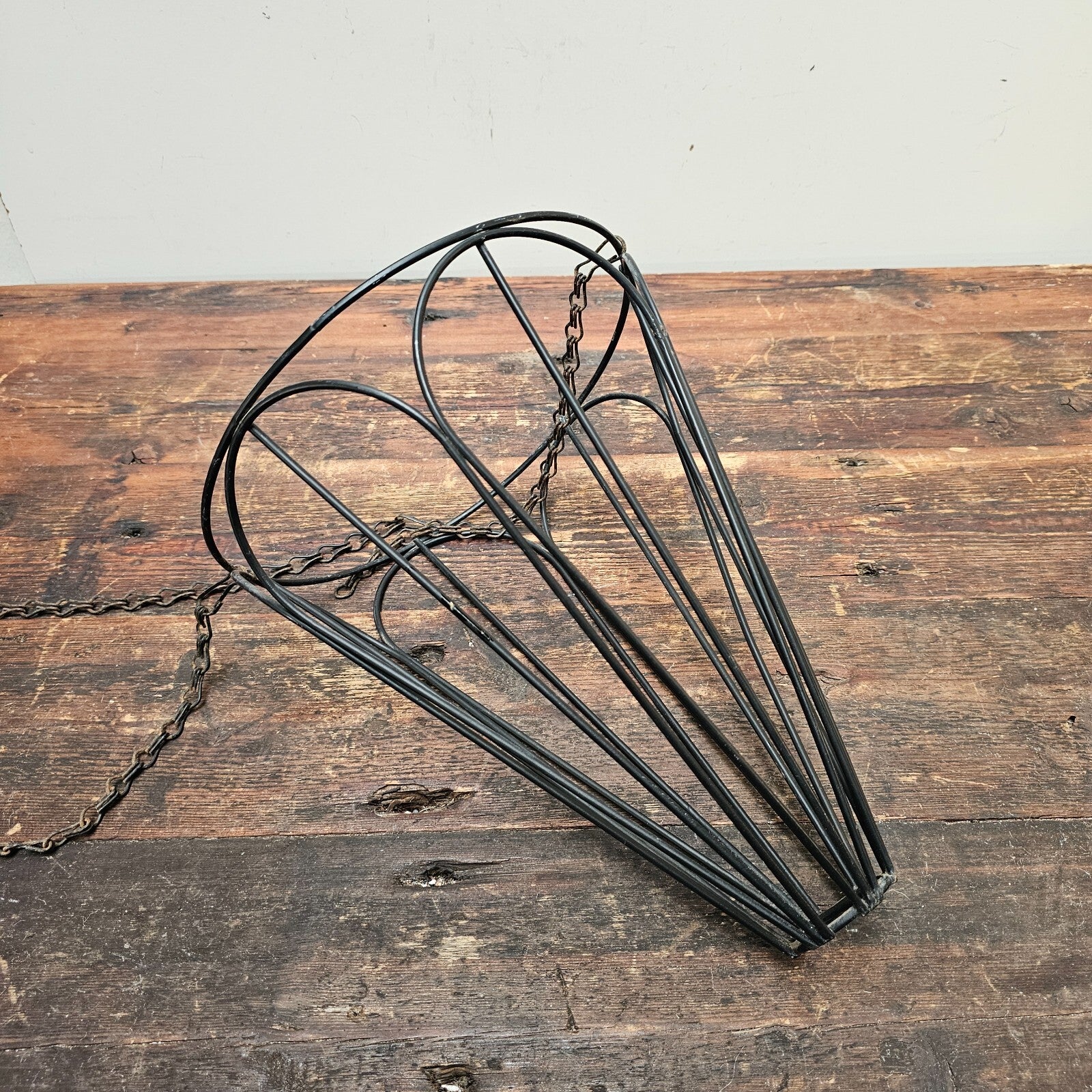 Black Wire Hanging Basket Planter