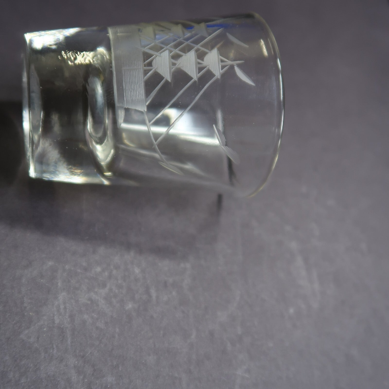Etched ship Shot glass H 2.4"