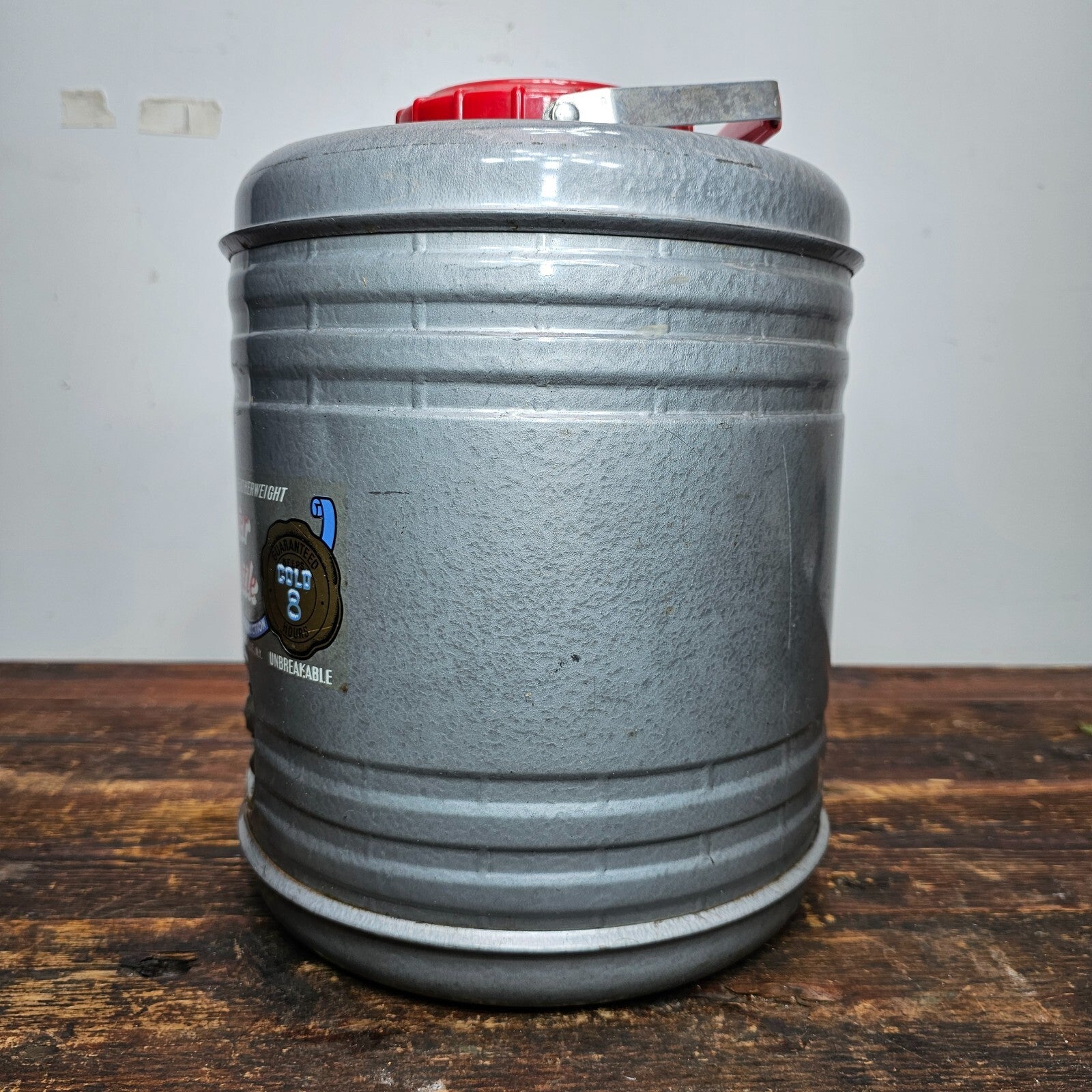 Vintage  1950s THERMASTER BOTTLE Featherweight Metal Cooler-2 Aluminum Cups USA