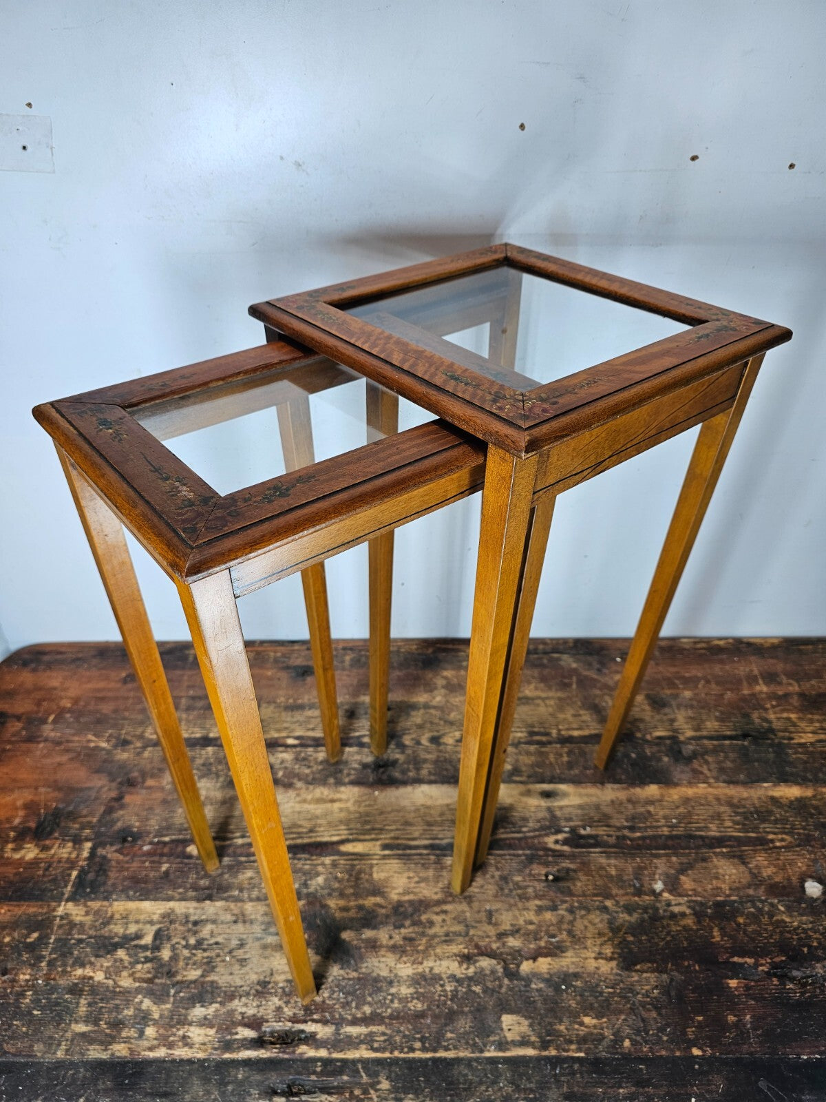 Antique 1920s FLINT & HORNER Hand-painted Nesting Tables with Pencil Post Legs