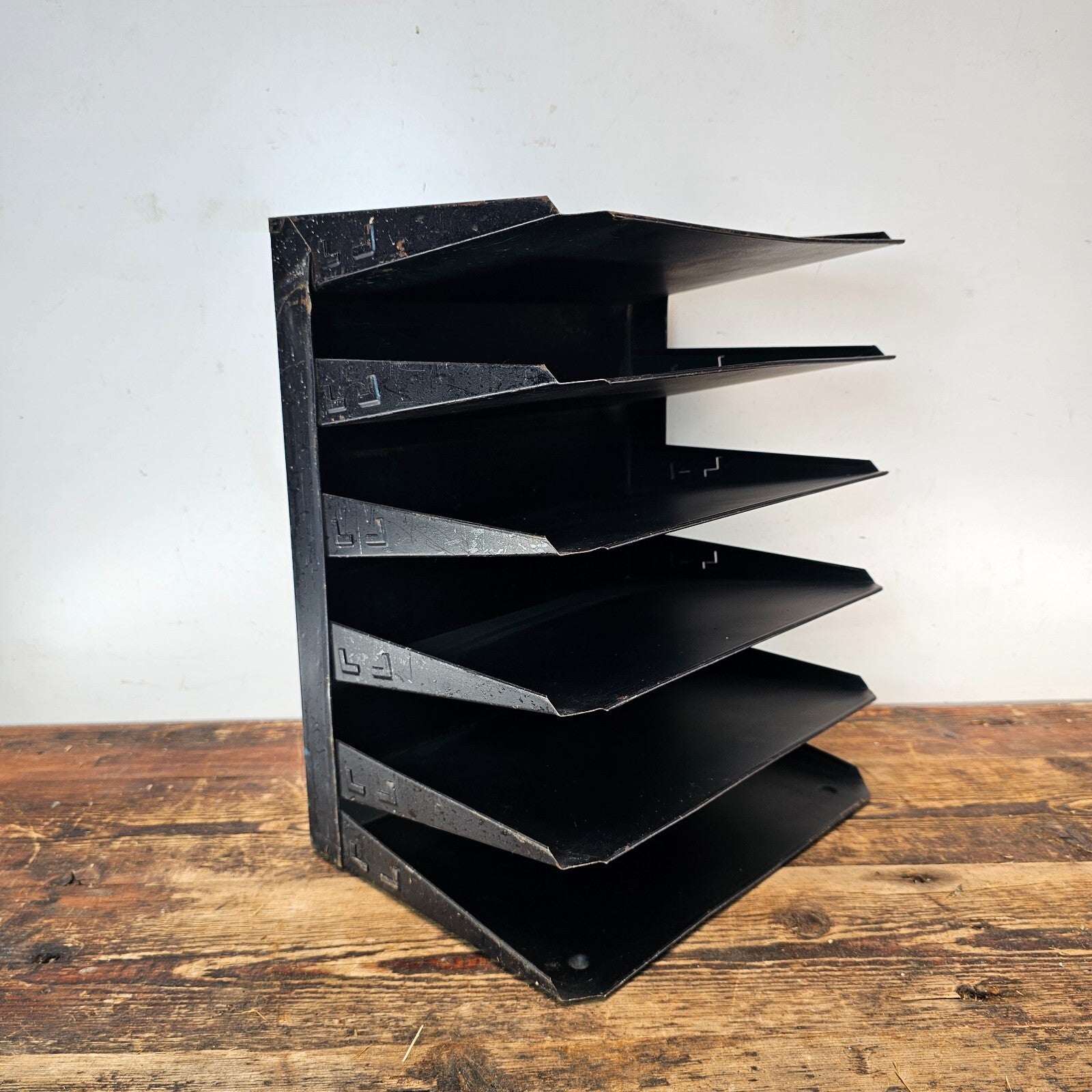 Vintage Hunt Lit-Ning 6-Tier Wall-Mounted / Desktop Steel File Organizer