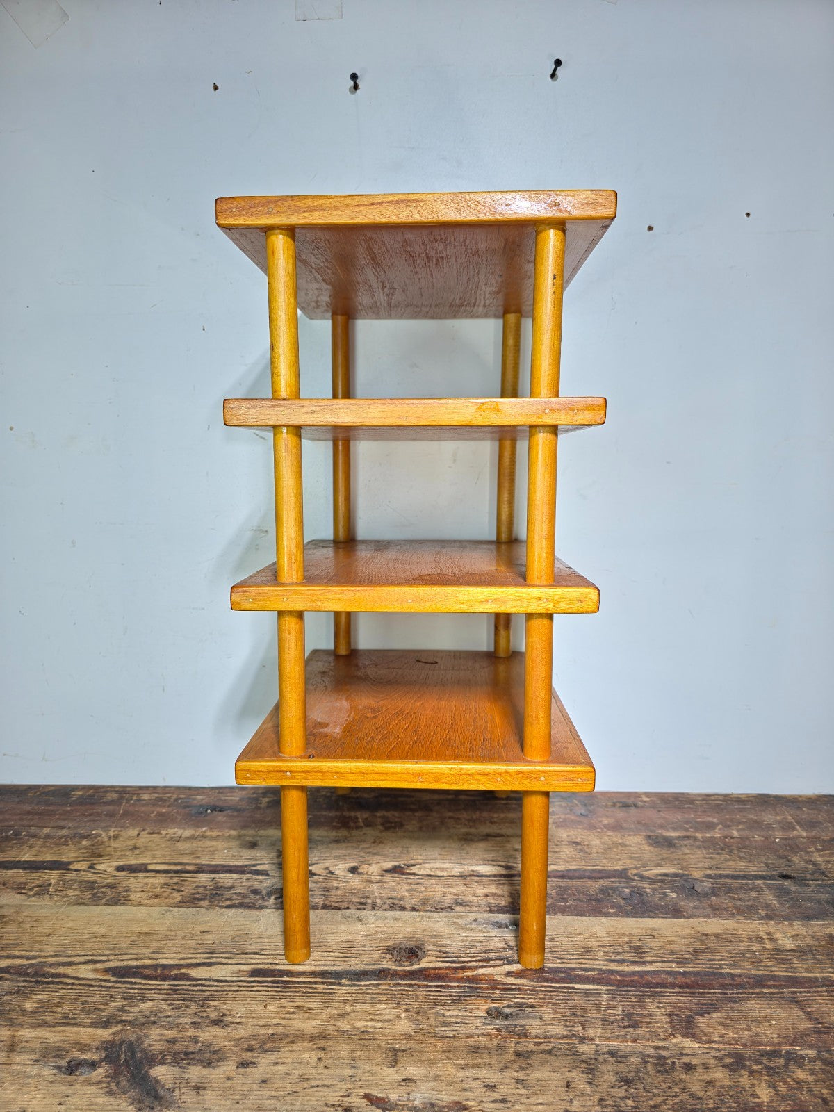 MCM Charming Wooden Toddler Shoe Rack / 4-Tier Utility Shelf