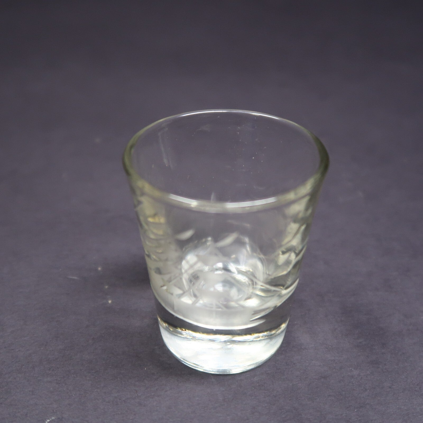 Etched ship Shot glass H 2.4"