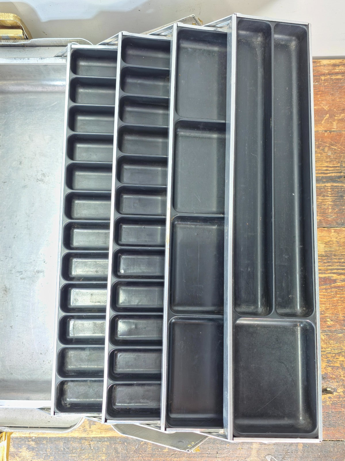 Vintage UMCO 1000A Aluminum Tackle Box 1960s 7-Tray Fishing Lure Case USA