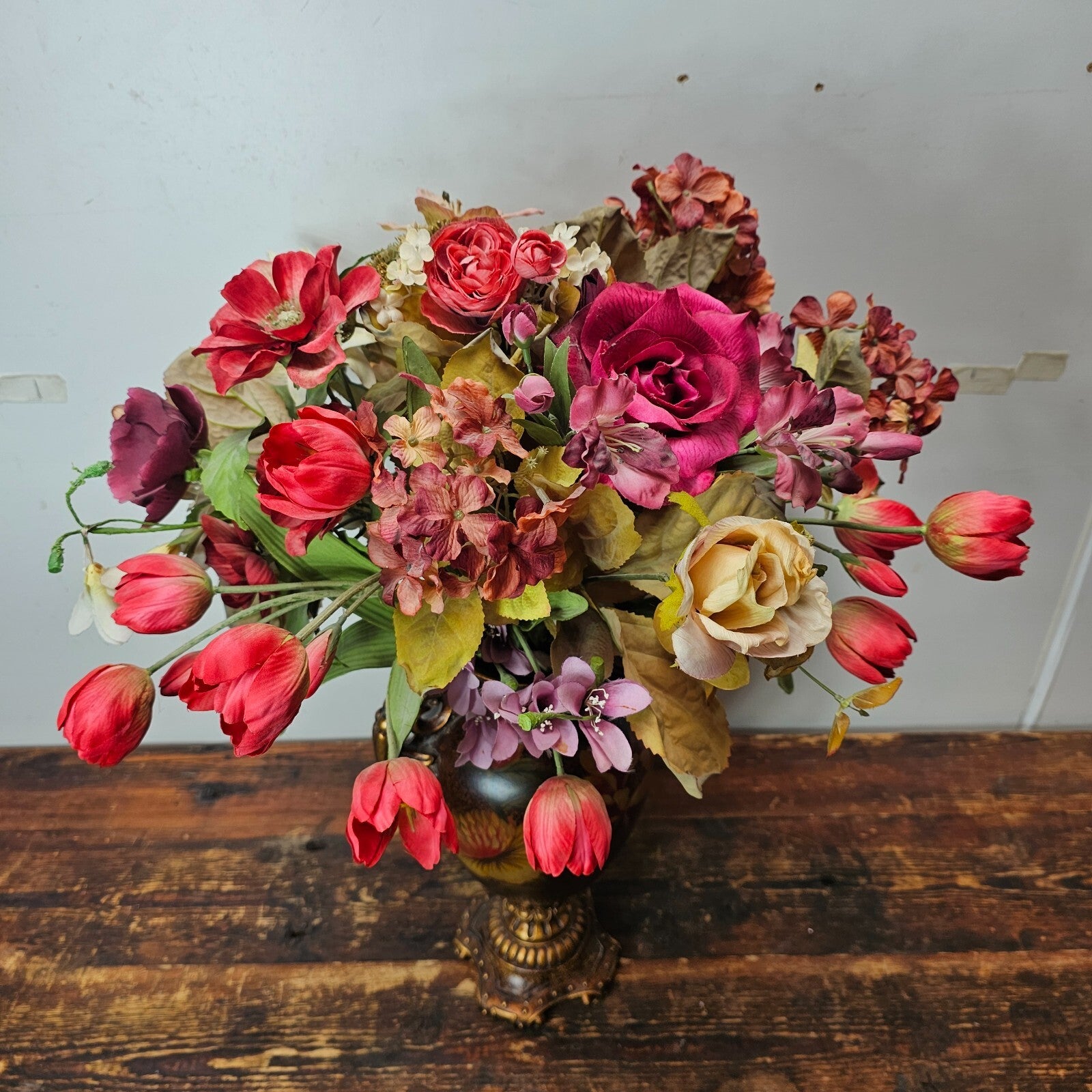 Resin Vase + Artificial Flowers Home Decor